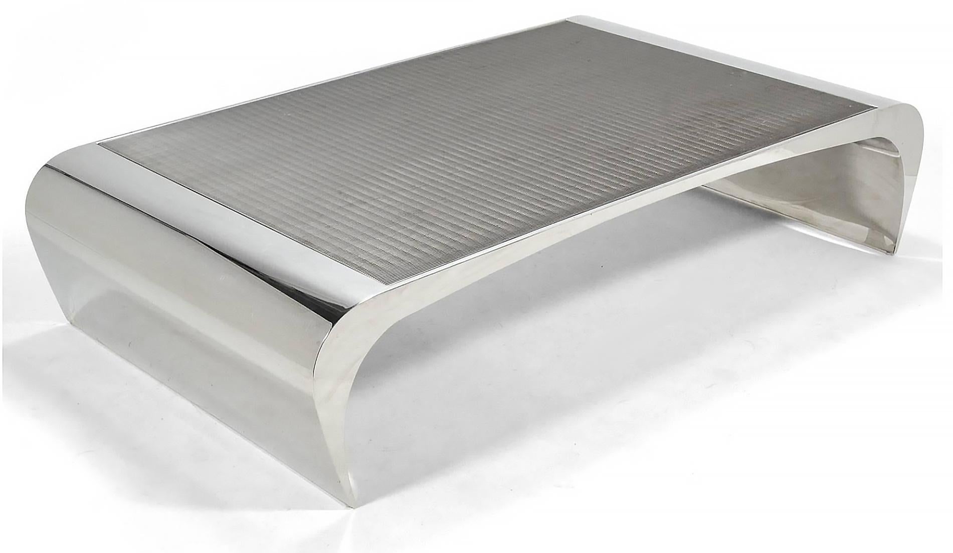 Américain Louis LARA Monumental Brueton Selina K Table basse, acier inoxydable en vente
