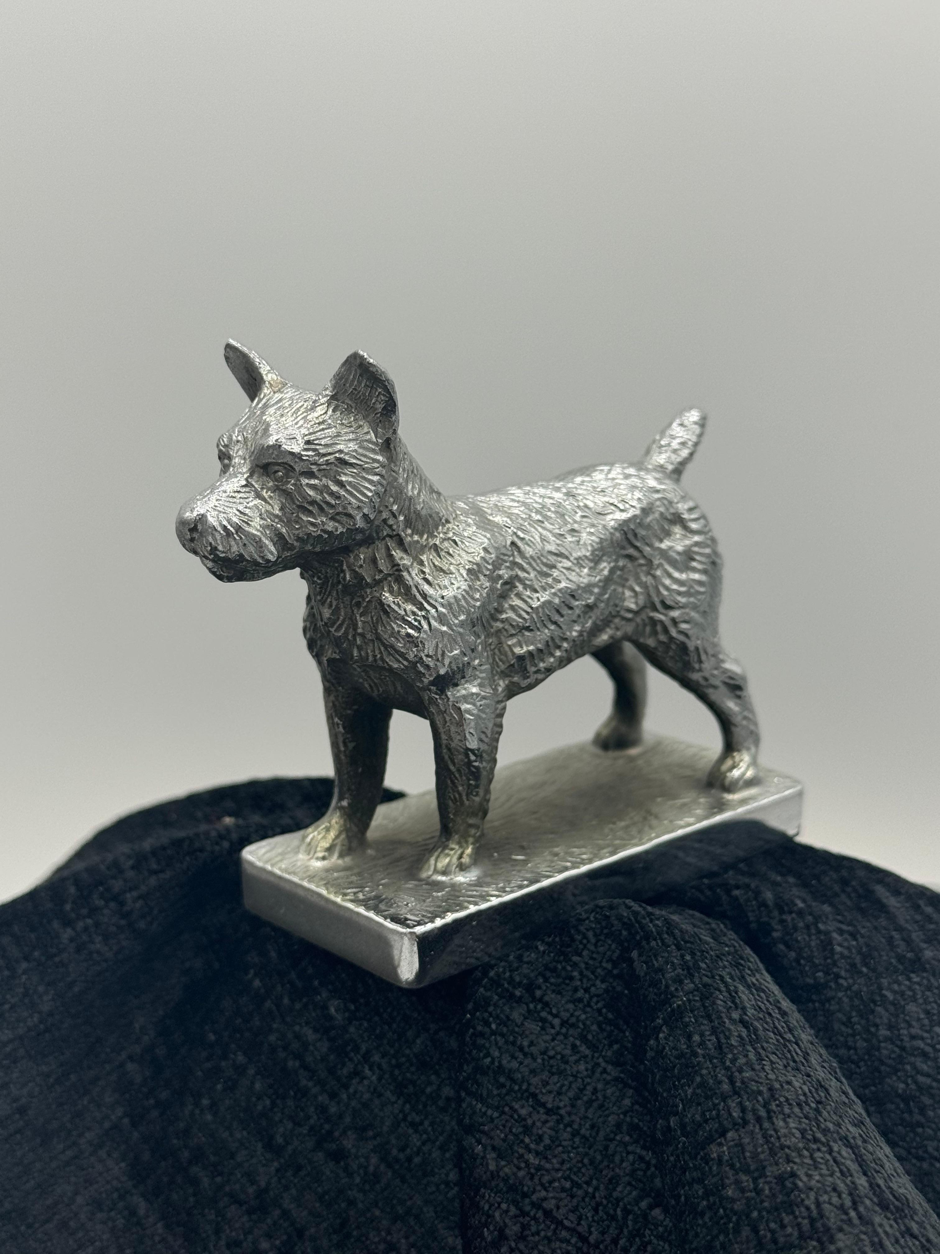 Louis Lejeune Norwich Terrier Kapuze Ornament im Angebot 7
