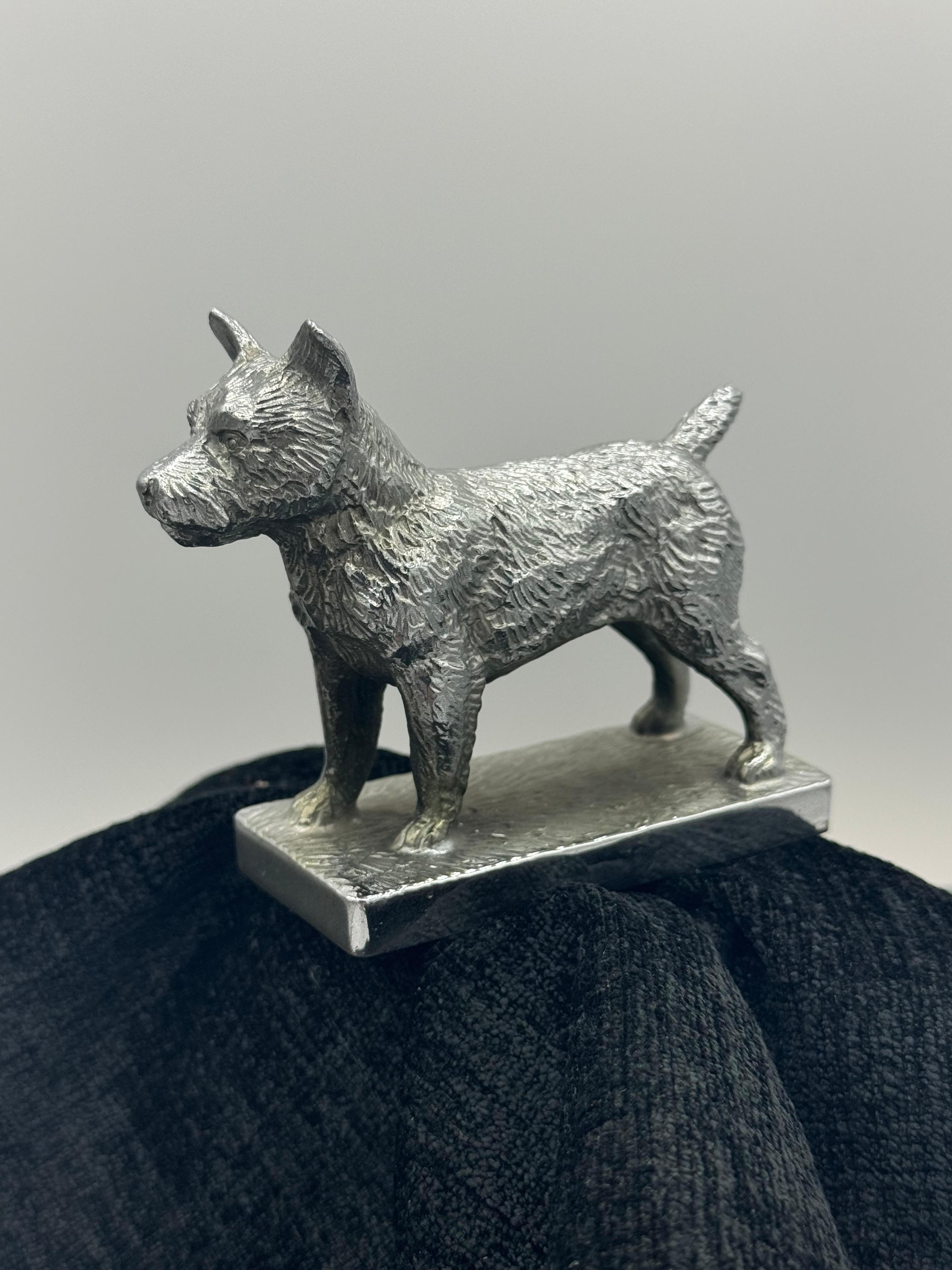 Louis Lejeune Norwich Terrier Kapuze Ornament im Angebot 8