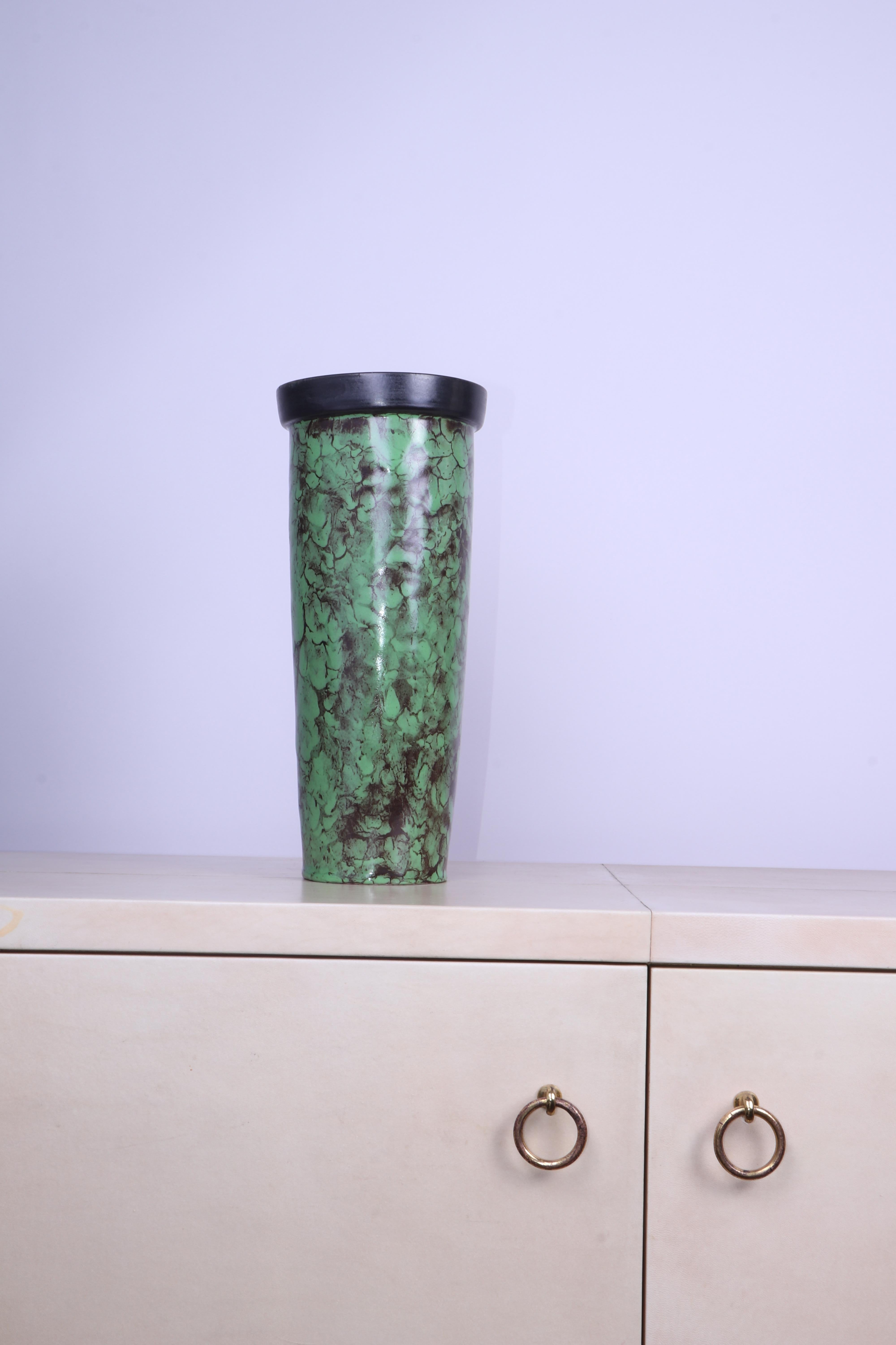 Louis Lourioux Frühes 20. Jahrhundert Art Deco Vase in Smaragdgrün (Französisch) im Angebot