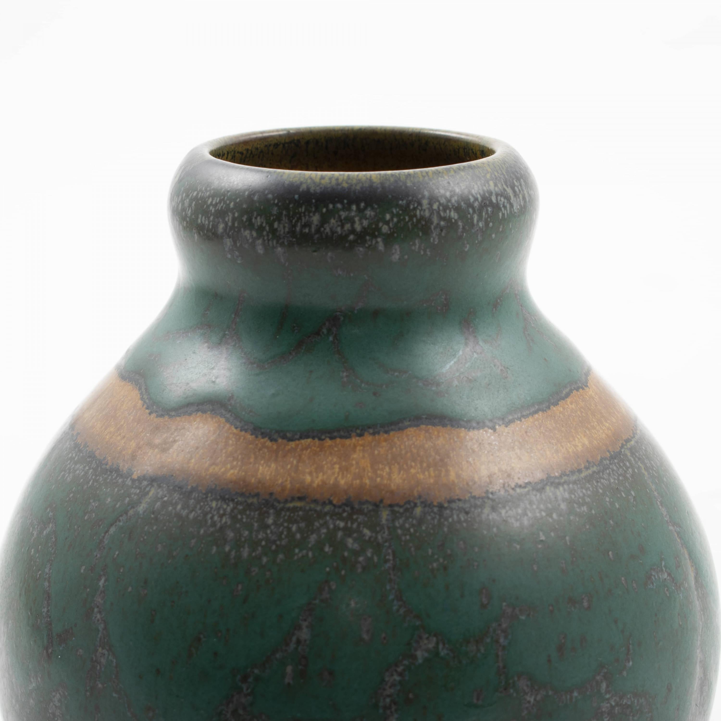 Français Vase en grès turquoise Louis Lourioux en vente