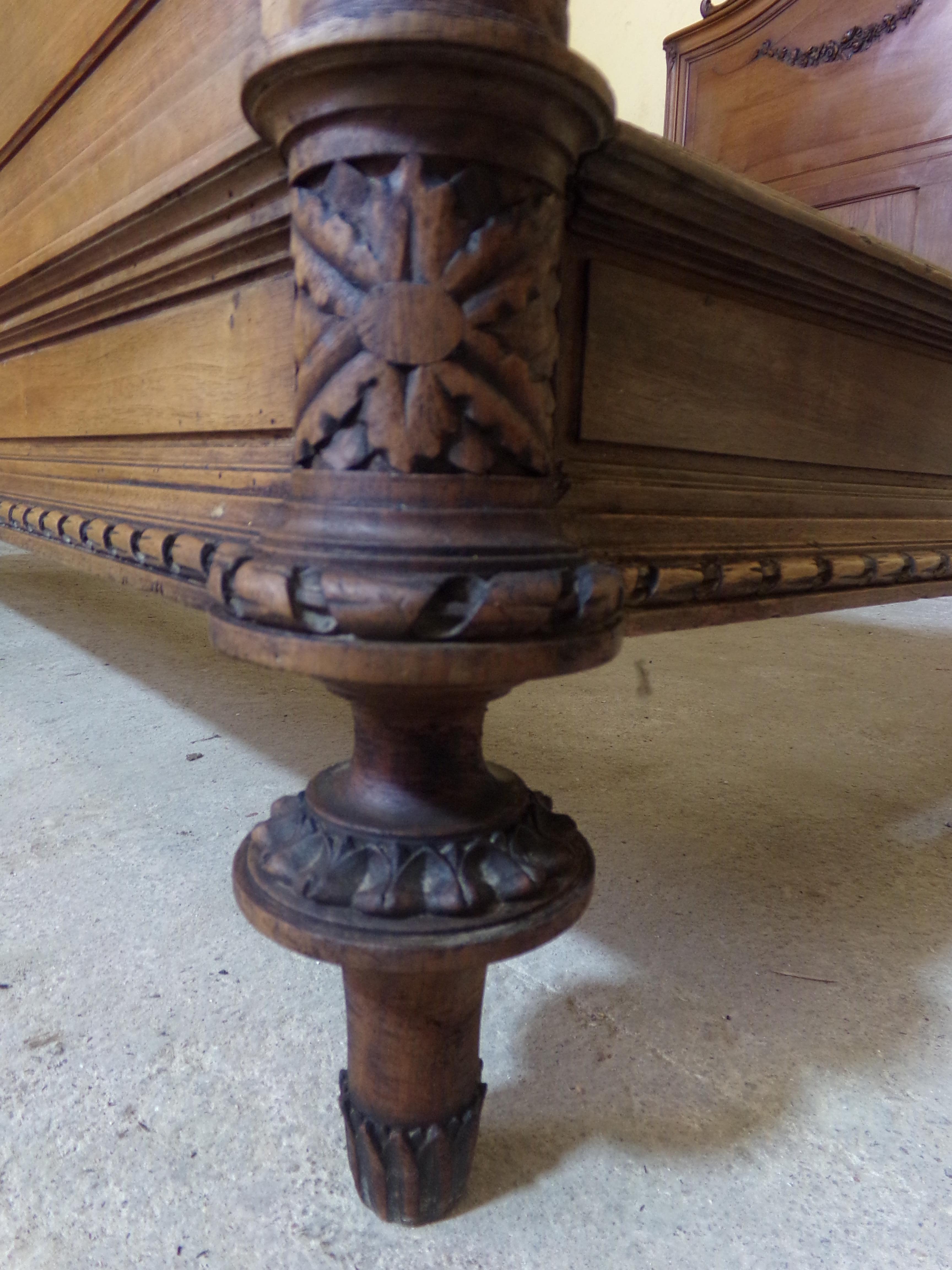Louis XVI Style Solid Walnut Carved Queen Bed, C1890 For Sale 1
