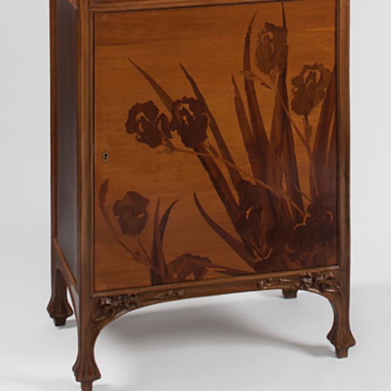 Louis Majorelle French Art Nouveau Marquetry Cabinet In Excellent Condition In New York, NY