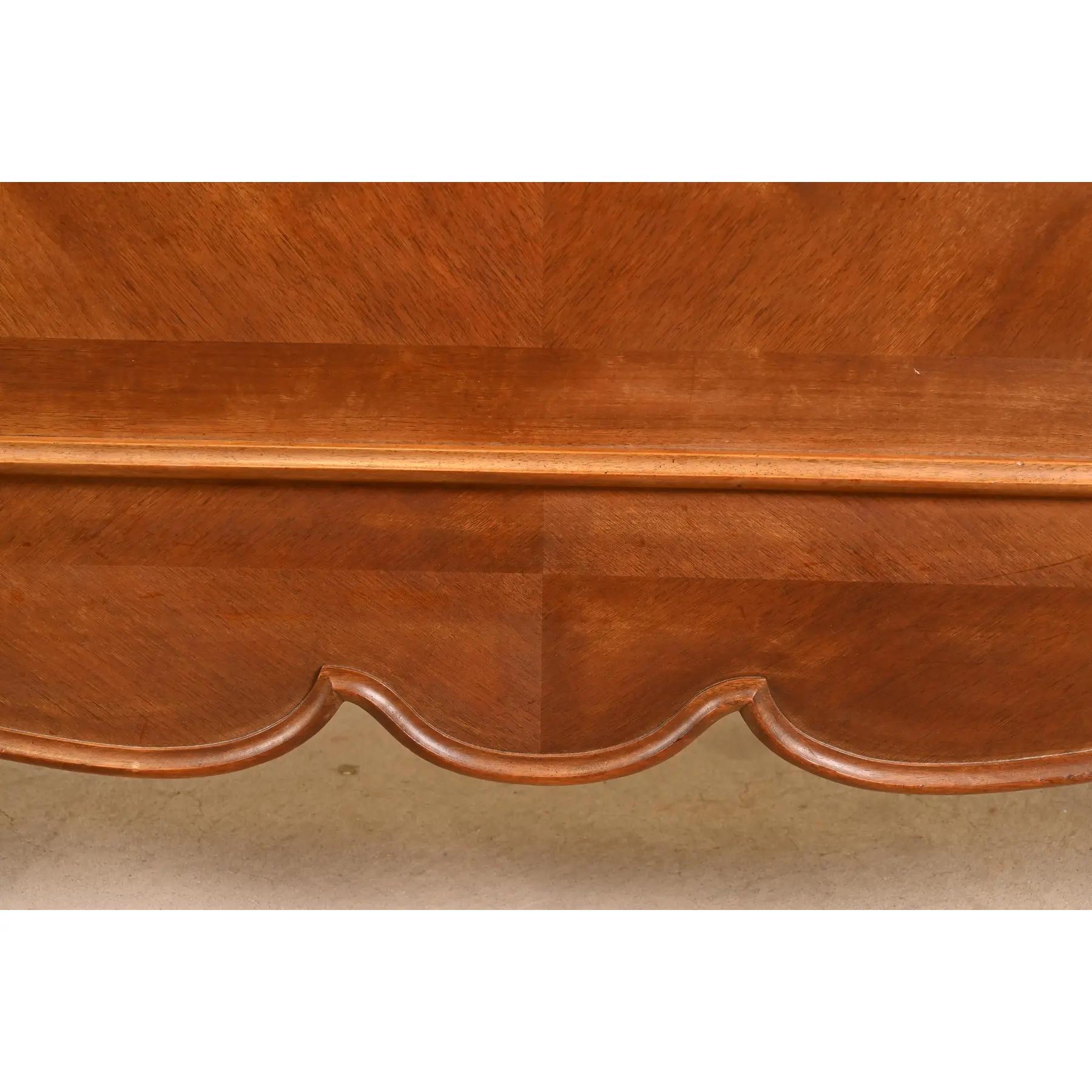 Französisches Jugendstilbett aus geschnitztem Nussbaumholz im Louis Majorelle-Stil, Queen-Größe, 1900 im Angebot 4