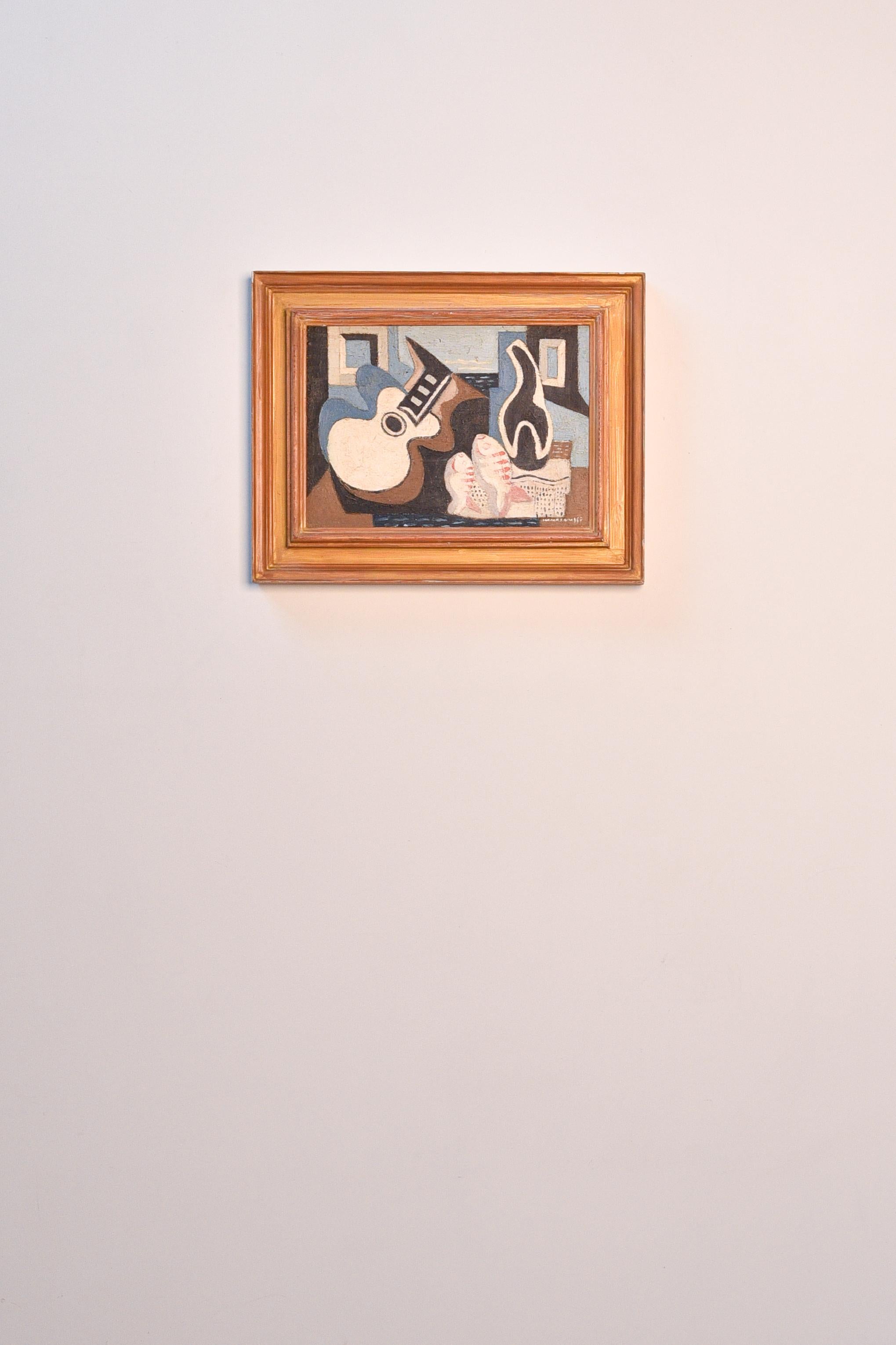 Natura morta cubista con chitarra e pesci, olio su tavola dei primi del Novecento - Painting di Louis Marcoussis