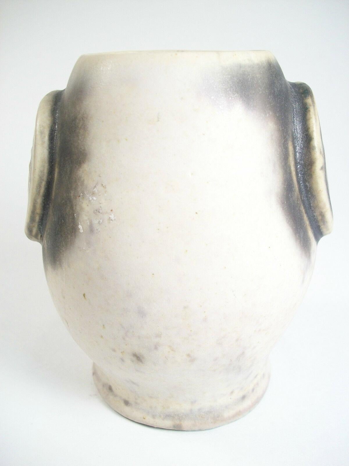 LOUIS MATHE – Vintage-Studio-Keramik-Vase – signiert – Kanada – um 1992 im Angebot 2