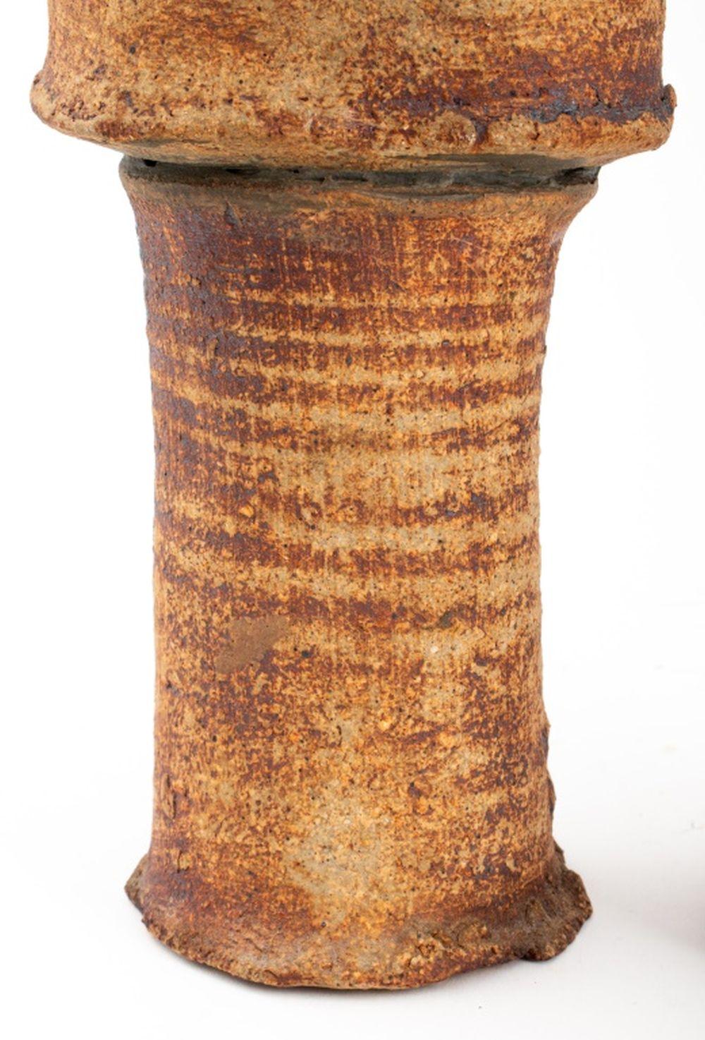 Postmoderno Figure femminili in ceramica Louis Mendez, 2 in vendita