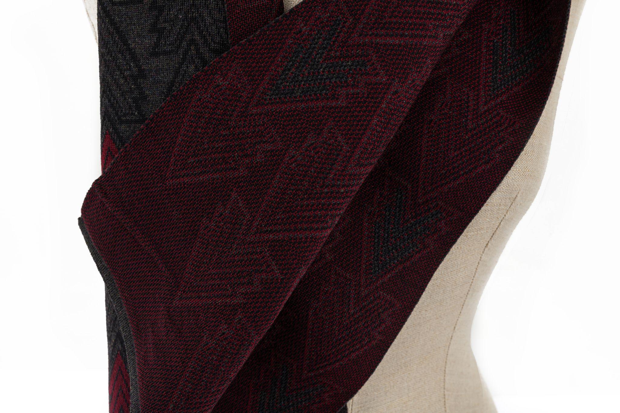 2farbiger Schal von Louis New Vuitton aus Wolle für Damen oder Herren im Angebot