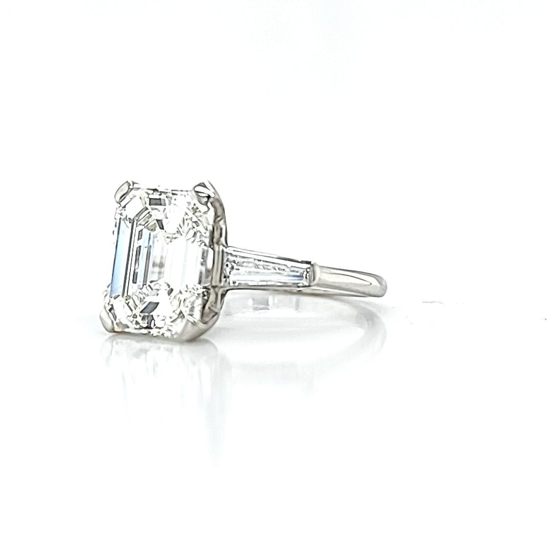 Louis Newman & Co 4.01 carat Emerald Cut GIA certified Diamond Three Stone Ring In New Condition For Sale In New York, NY