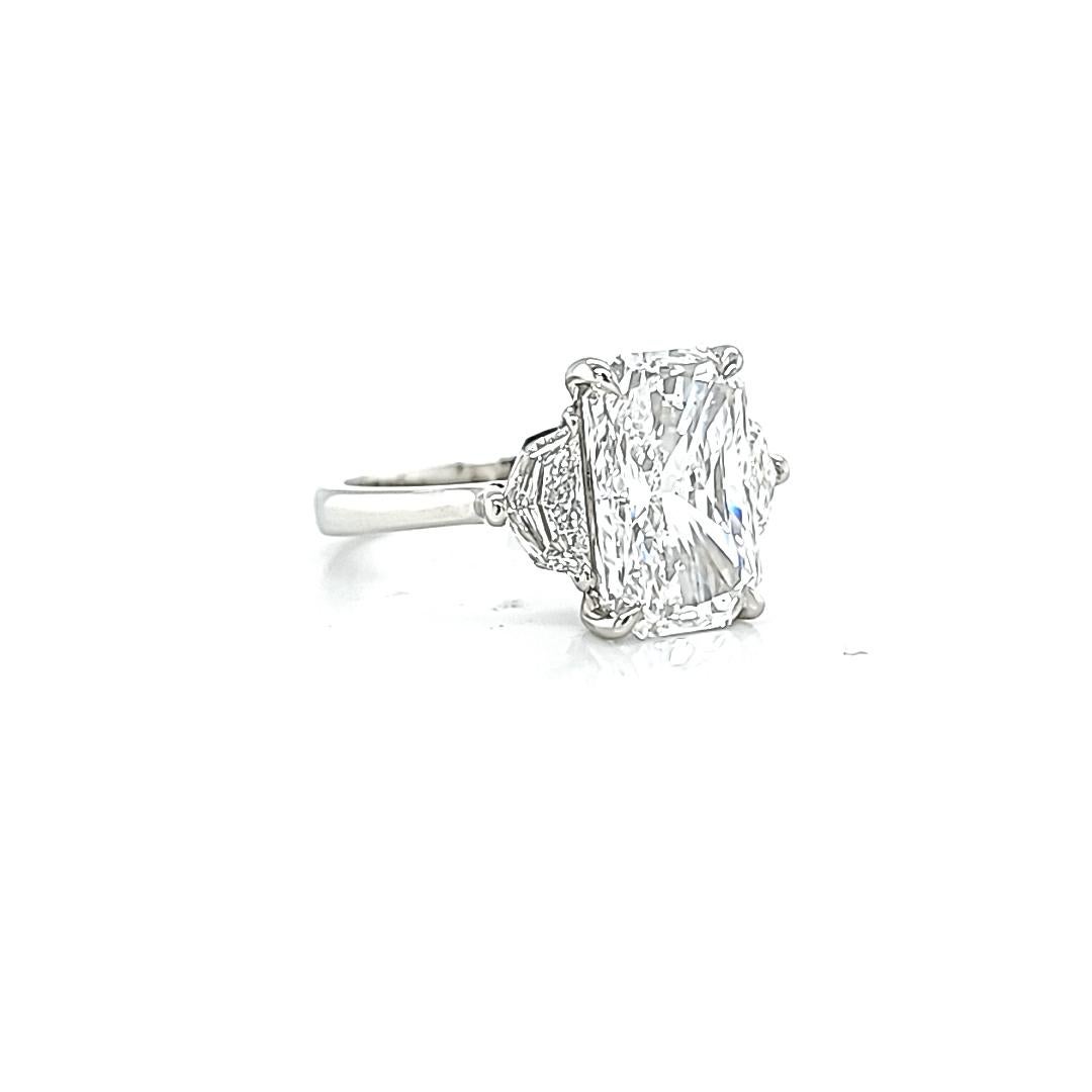 Louis Newman & Co 5.01 Carat GIA Certified Radiant Cut Diamond Three Stone Ring For Sale 1