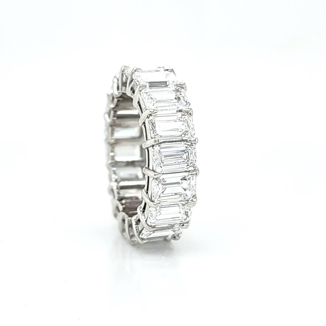 Louis Newman & Co Emerald Cut Diamond Eternity Band with GIA Certificates In New Condition For Sale In New York, NY