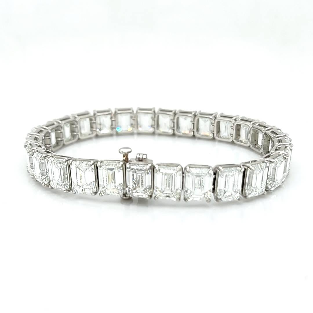 Louis Newman & Co Emerald Cut Tennis Bracelet with 42.10 carats and GIA Certs For Sale 2