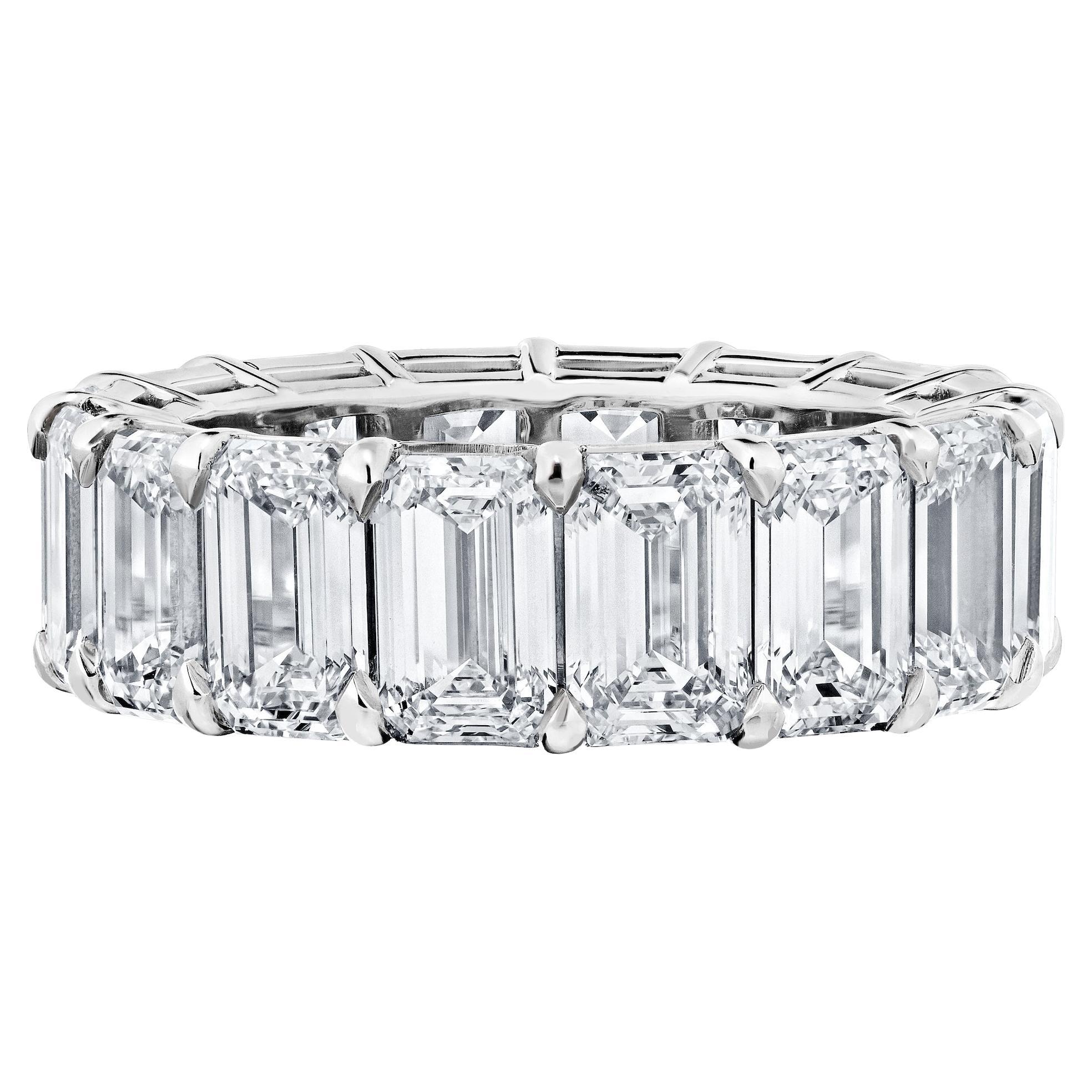 Louis Newman & Co GIA Certified 15.25 Carats Elongated Emerald Cut Wedding Band For Sale