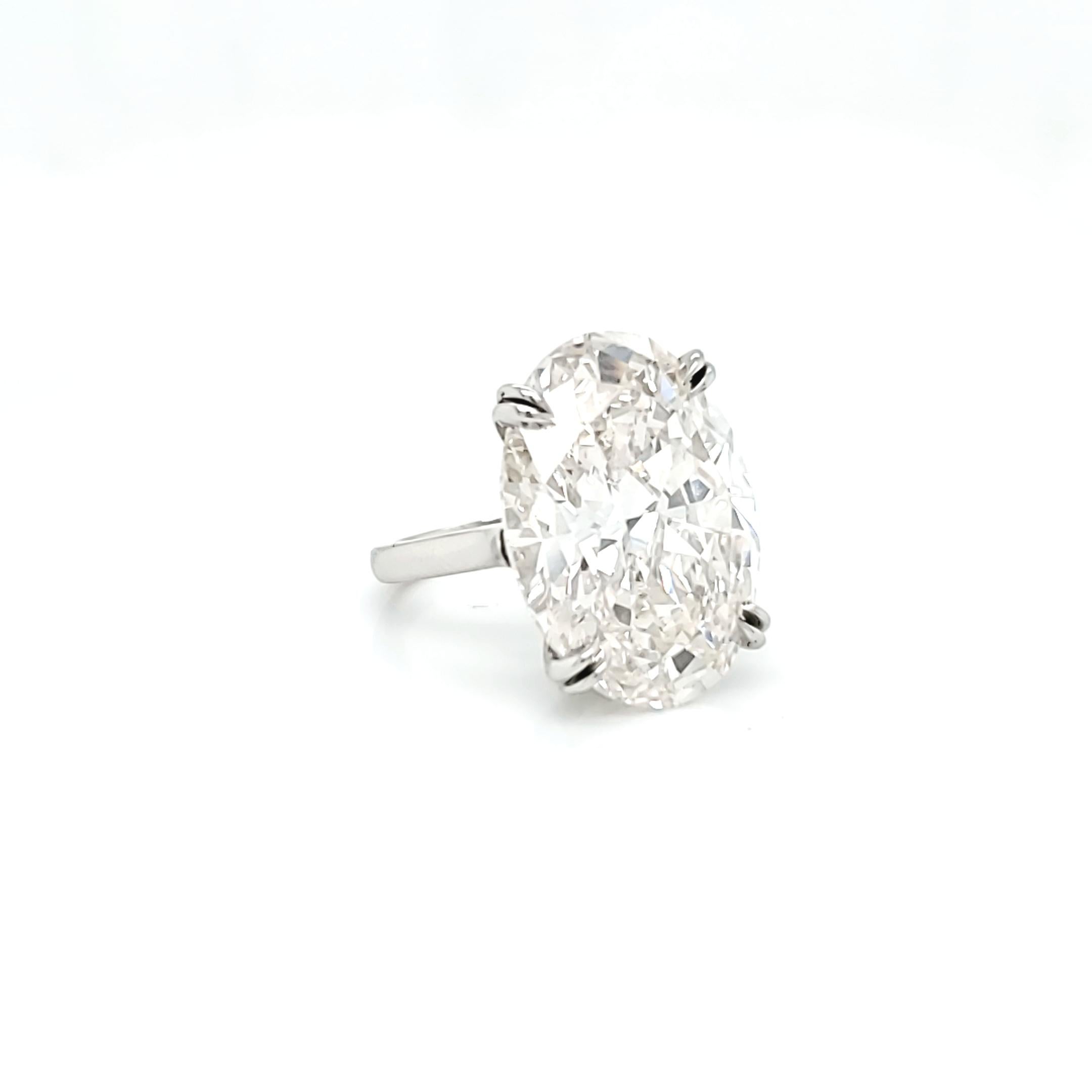 Louis Newman & Co GIA Certified 23.88 Carat Oval Cut Diamond Ring In New Condition In New York, NY