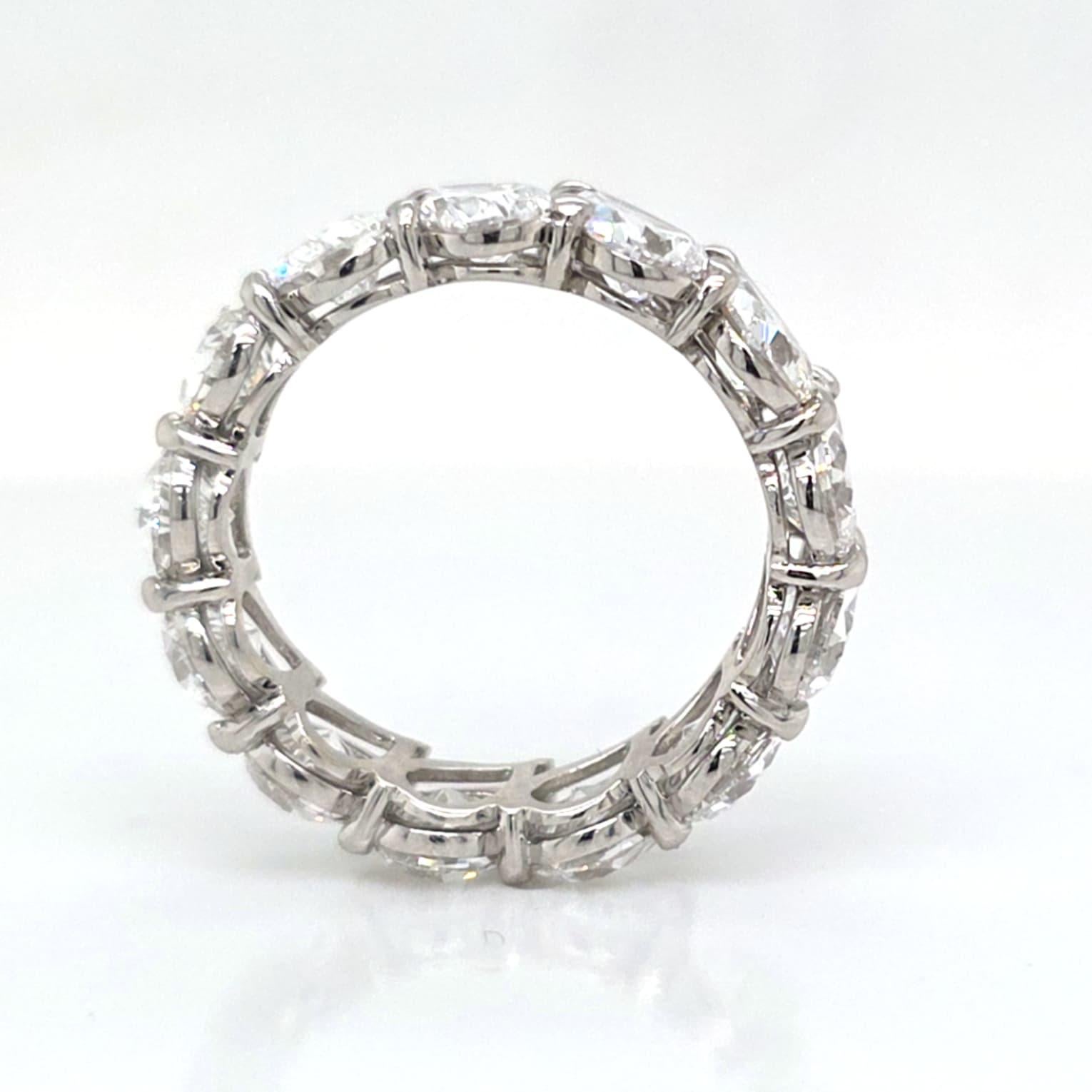 Louis Newman & Co GIA certificato 6,58 carati Fascia di eternità a forma di pera allungata In condizioni Nuovo in vendita a New York, NY