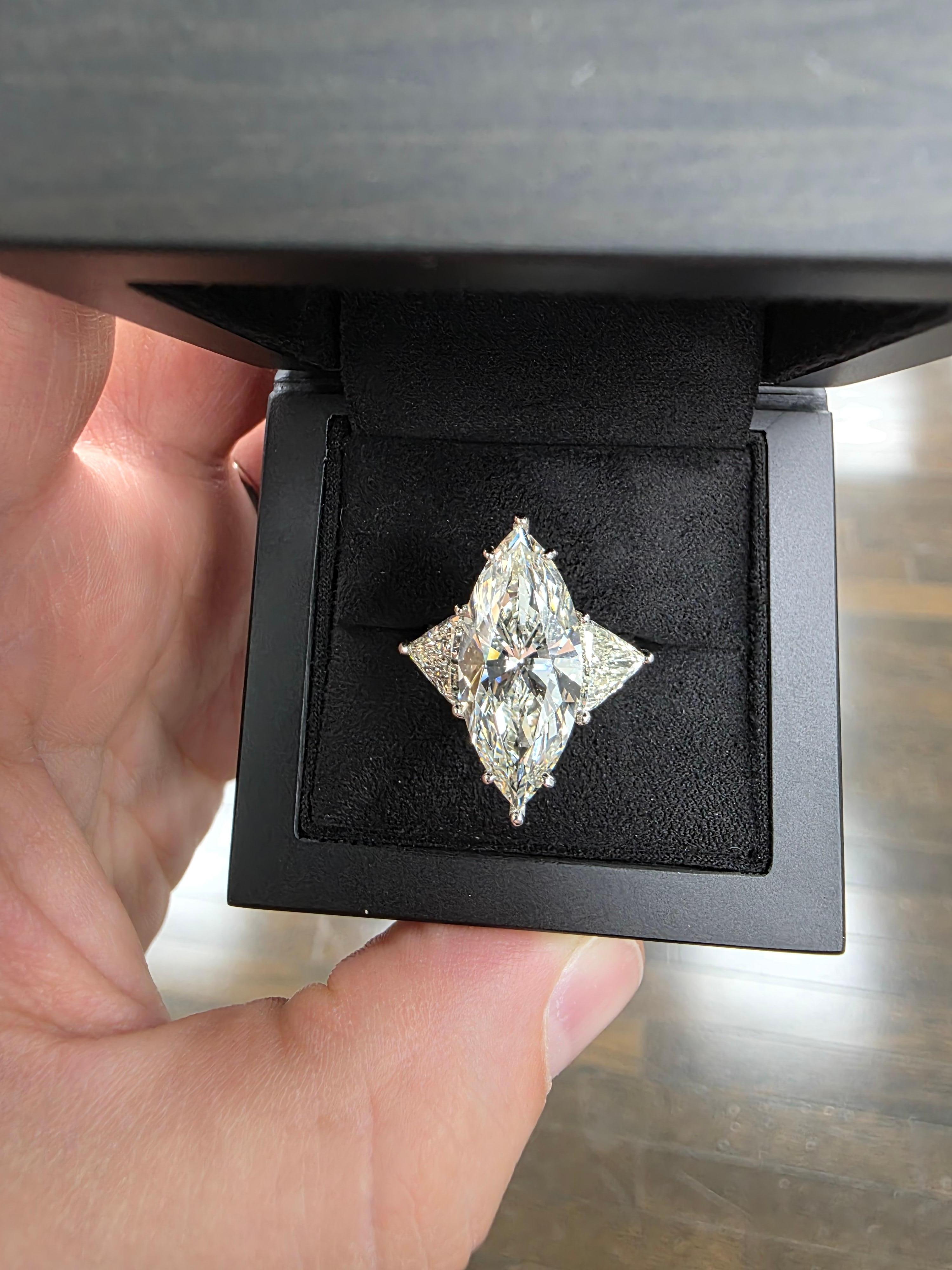 Louis Newman & Co GIA Certified 7 carat Elongated Marquise Cut Diamond Ring in vendita 5