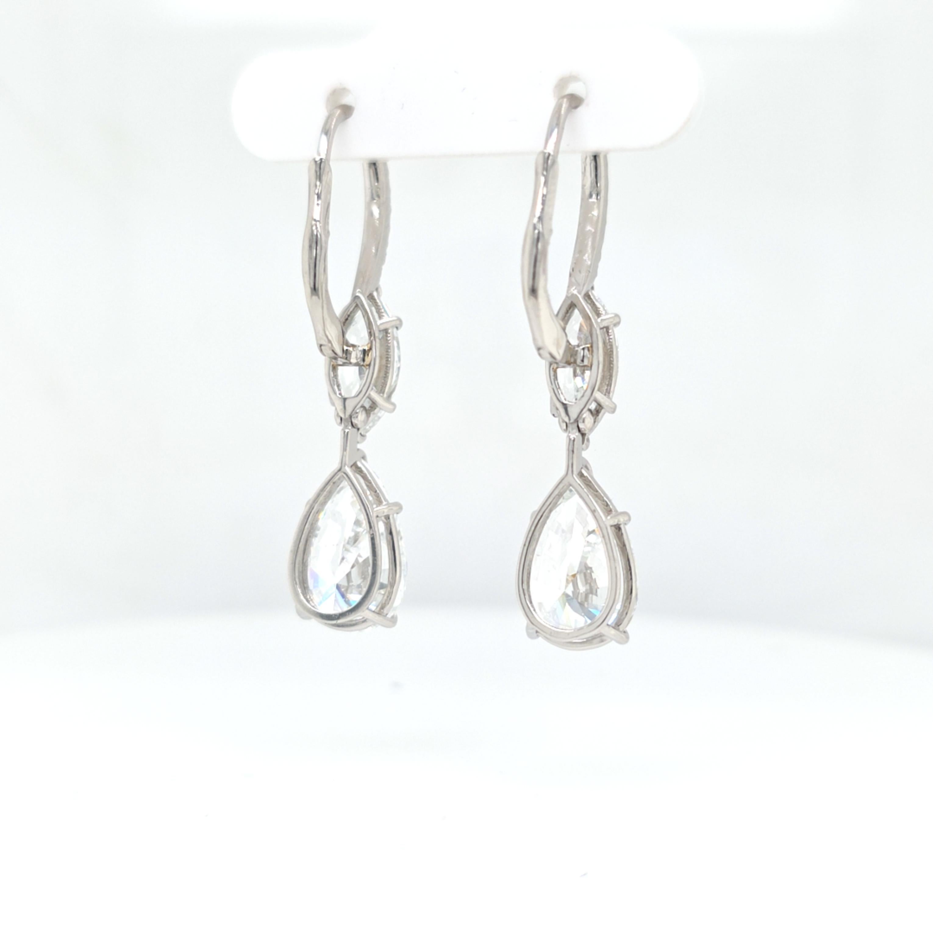 Taglio a goccia Louis Newman & Co GIA Certified 8.78 Carats Pear Shape Diamond Dangle Earrings in vendita