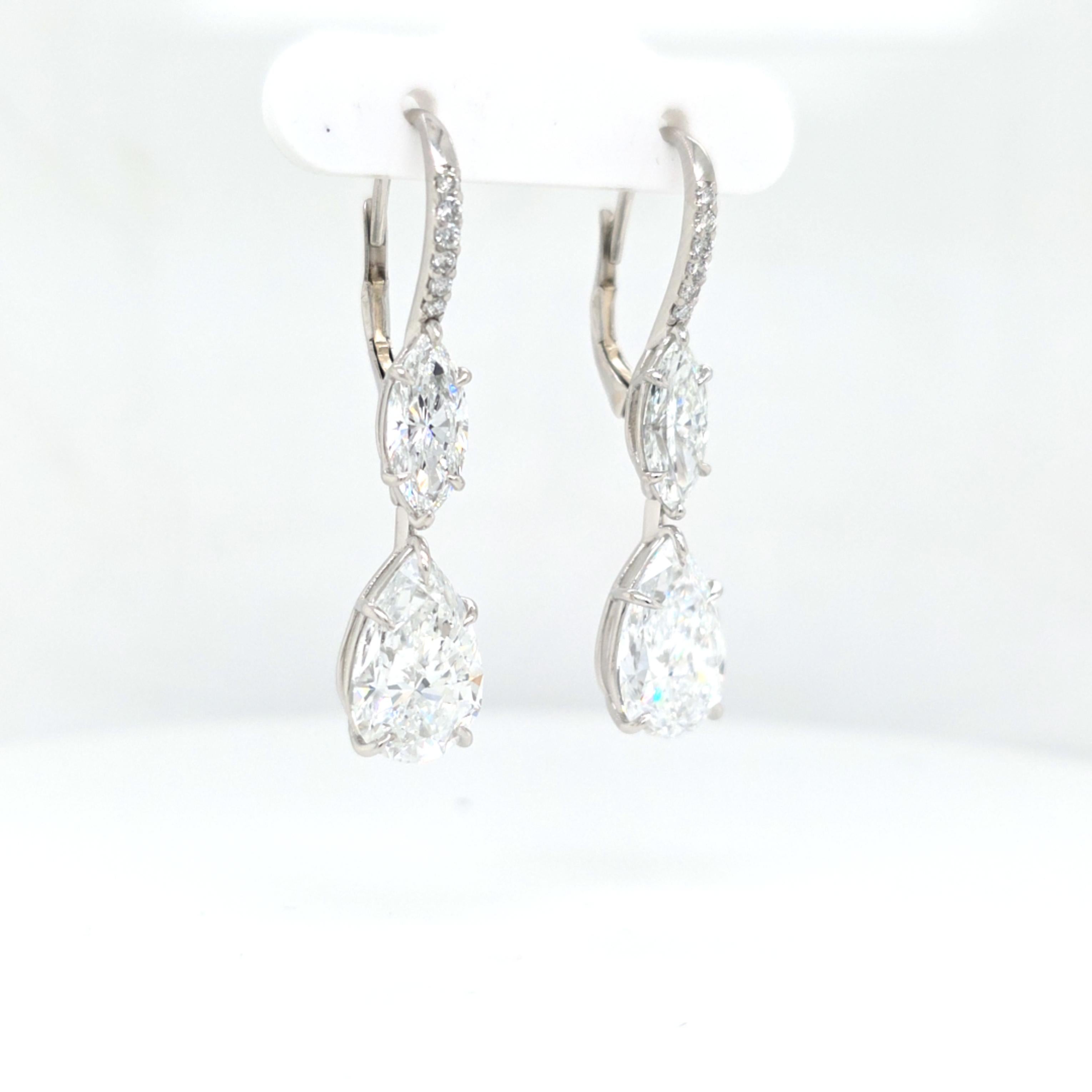 Louis Newman & Co GIA Certified 8.78 Carats Pear Shape Diamond Dangle Earrings In condizioni Nuovo in vendita a New York, NY