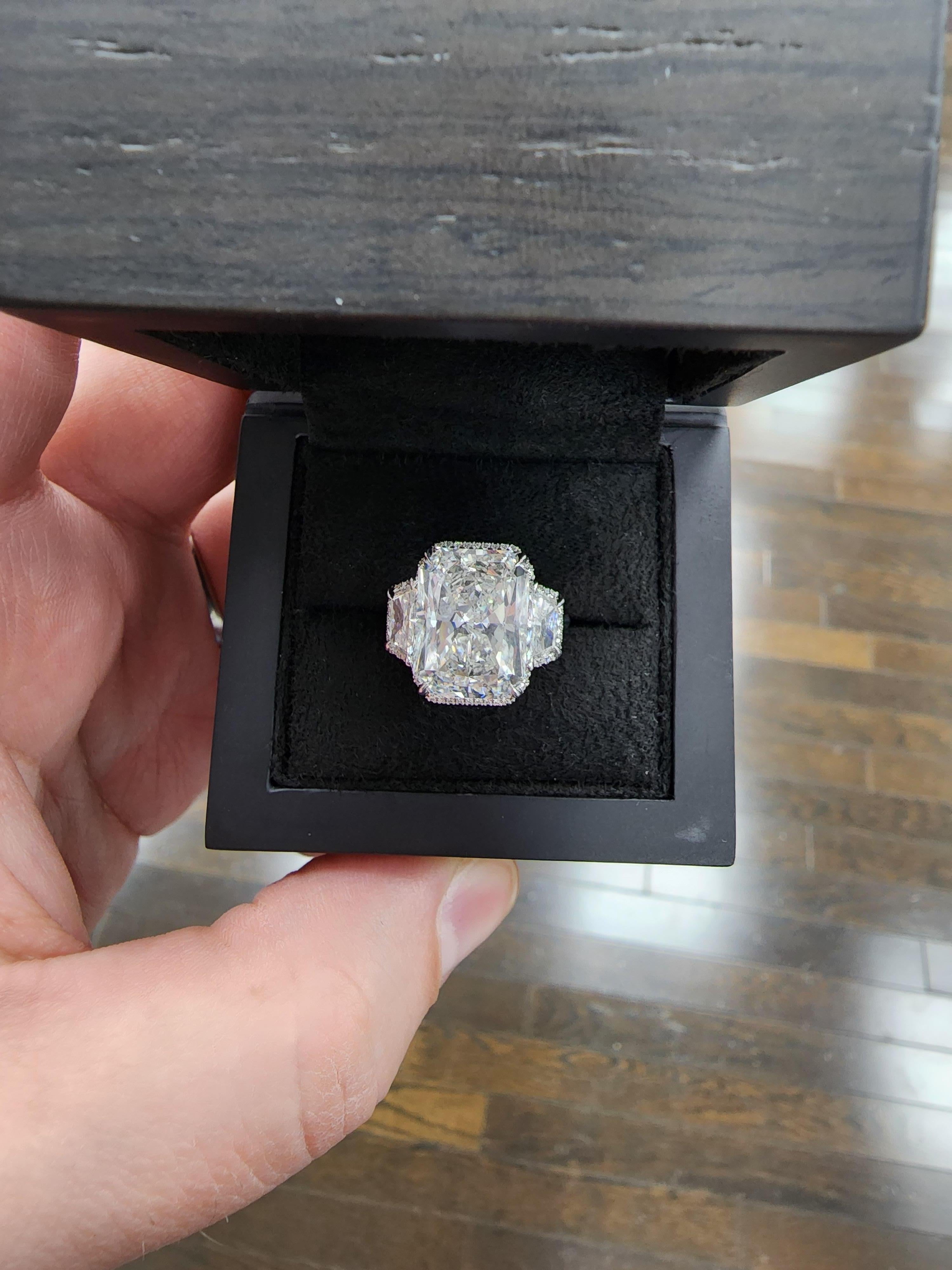 Louis Newman & Co GIA Certified 8.85 Carat Radiant Cut Diamond Three Stone Ring 4