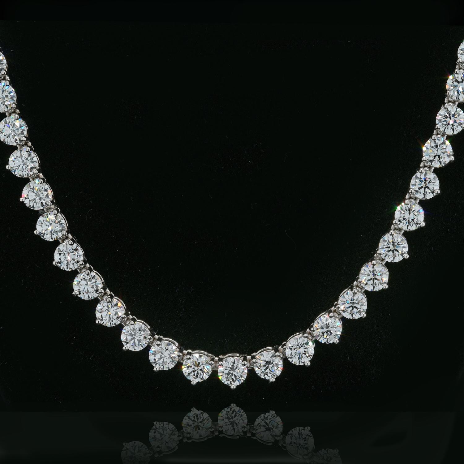 Louis Newman & Co. Collier tennis ligne droite en diamants 25,24 carats certifiés GIA Unisexe en vente