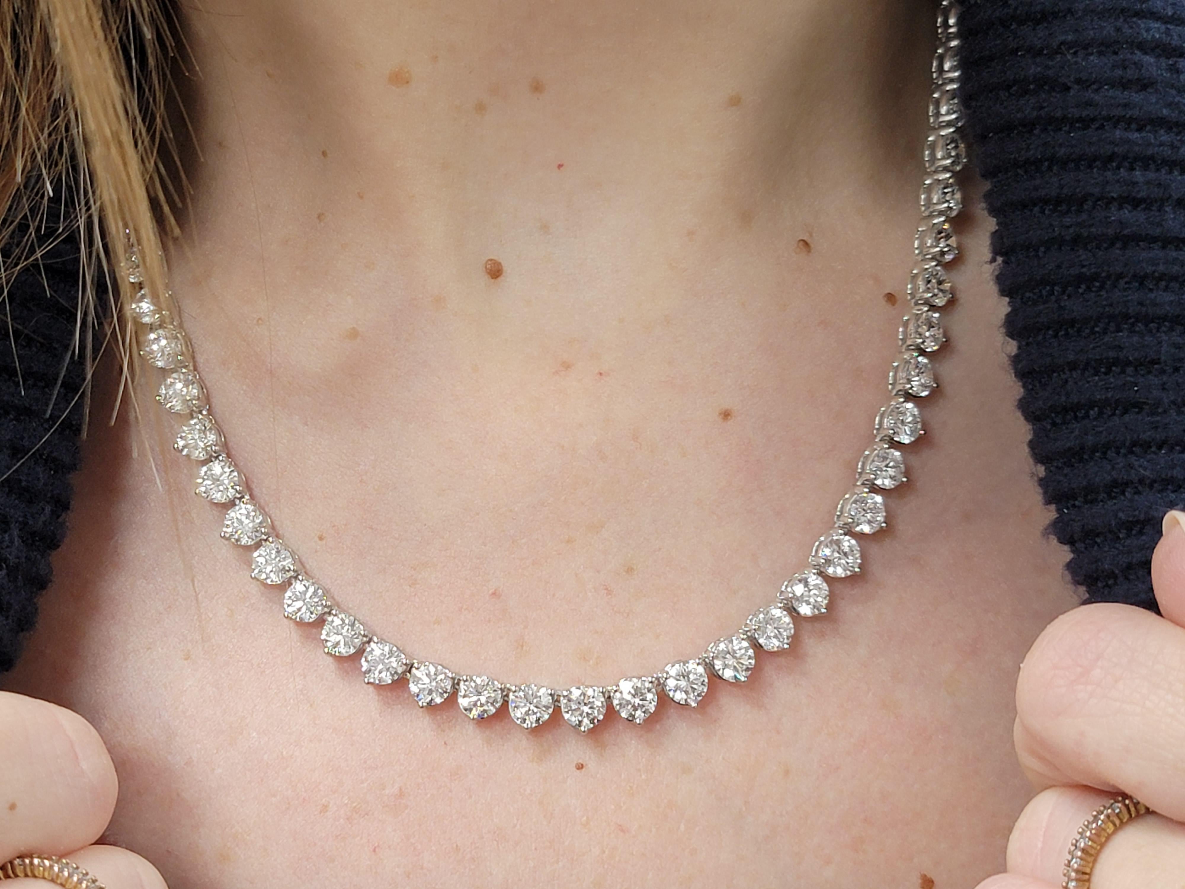 Louis Newman & Co GIA Diamond Straight Line Tennis Necklace with 30.53 Carats In New Condition For Sale In New York, NY