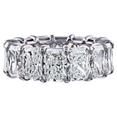 Louis Newman & Company GIA Certified 14.20 carats Radiant Cut Diamond Band
