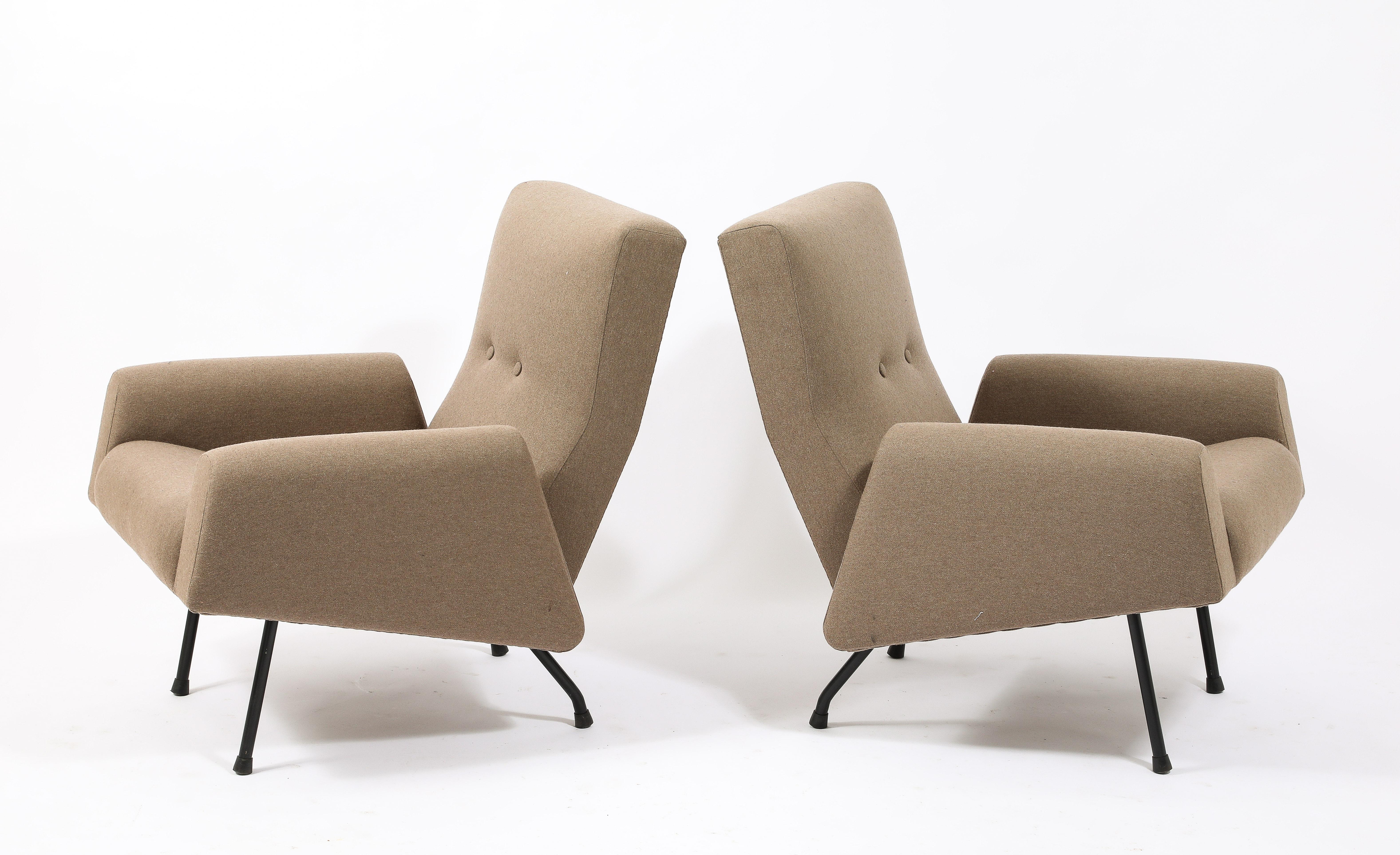 French Louis Paolozzi “Concorde” Tan Armchairs, France 1950's For Sale