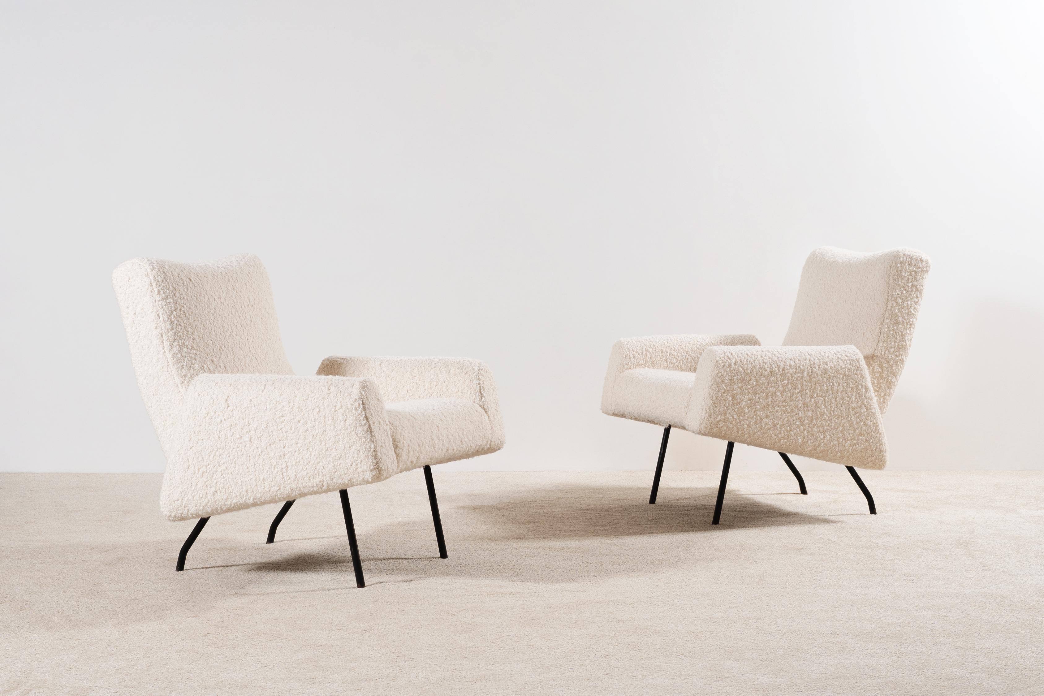 Elegant Pair of French armchairs model 