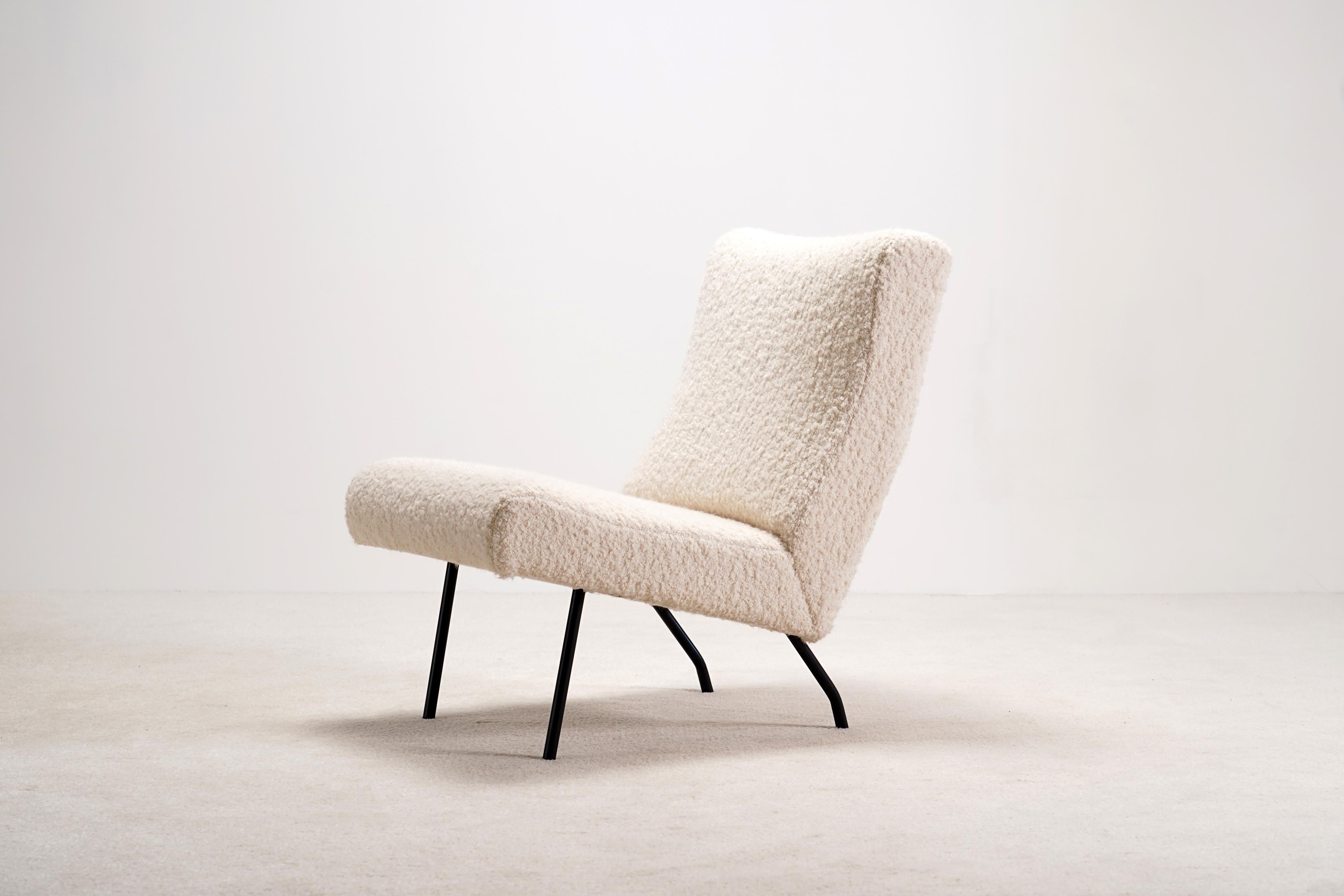 Elegant French Lounge Chair model 