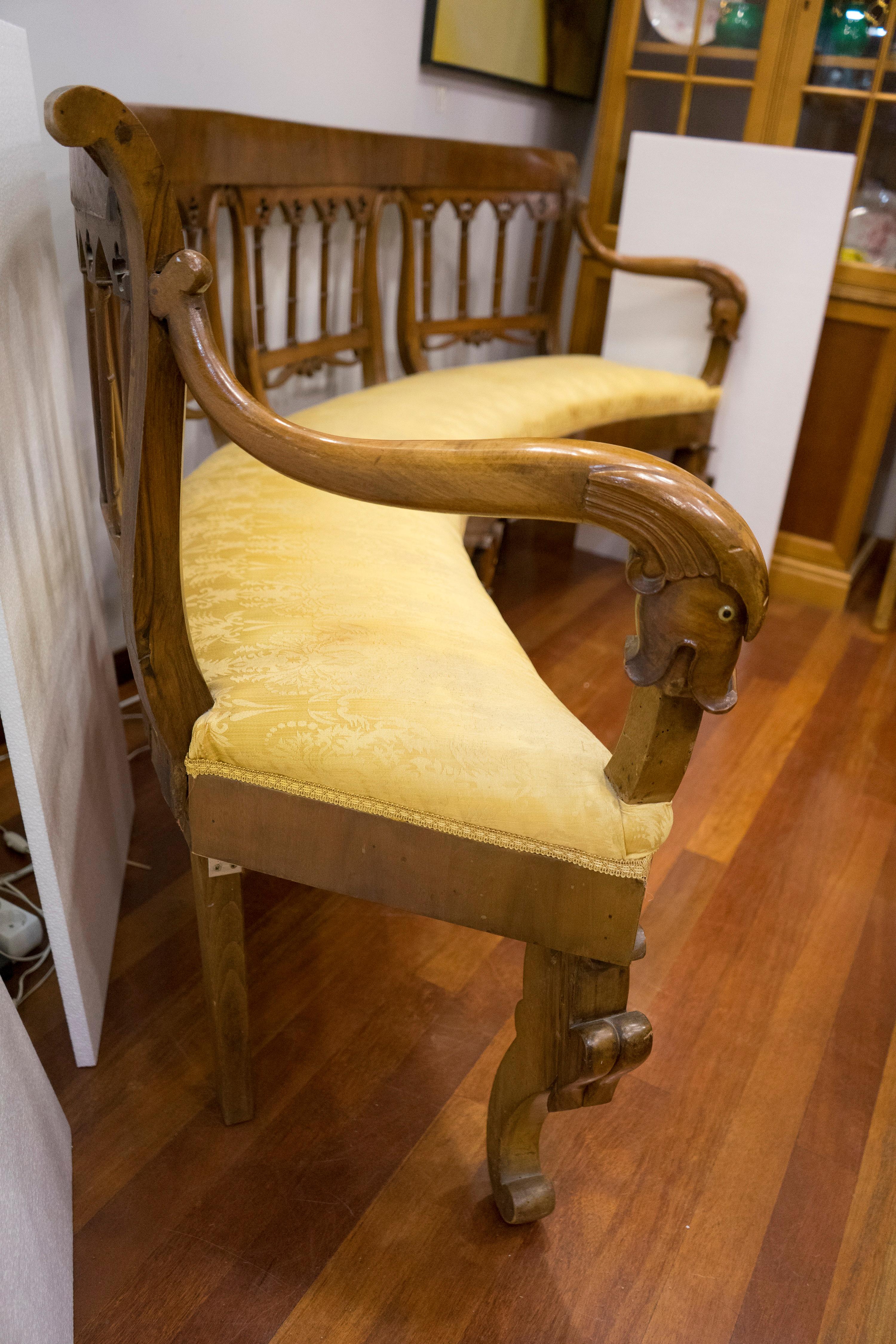 Louis Philiphe French corner  Bench Carved Walnut Corner  19th Century (Polster)