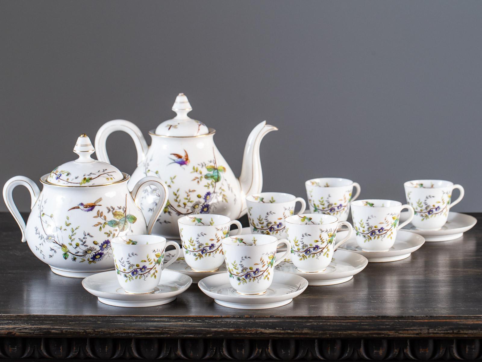 Louis Philippe Antique French Fine Porcelain Tea Set, circa 1850 For Sale 5