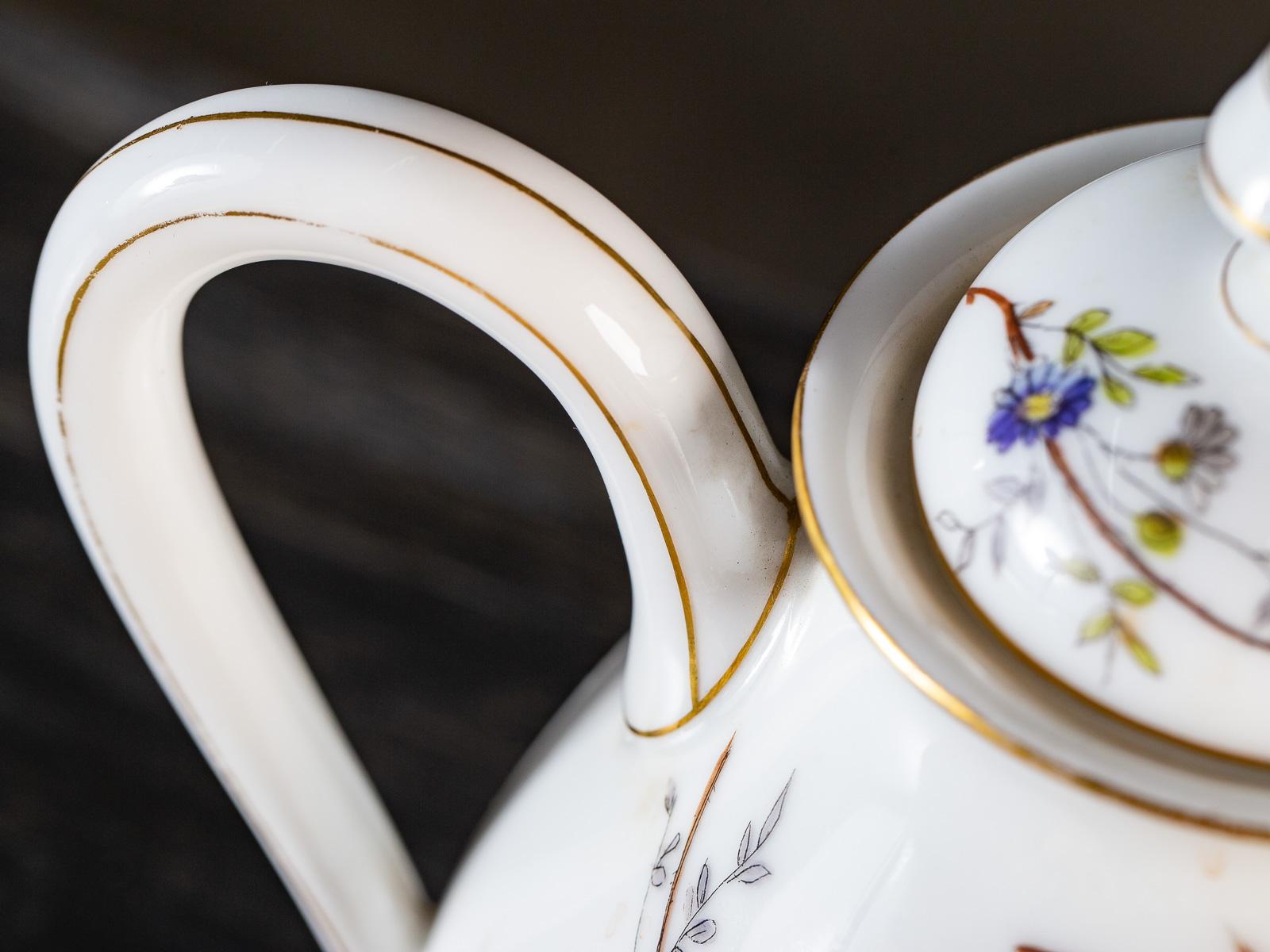 Louis Philippe Antique French Fine Porcelain Tea Set, circa 1850 For Sale 10