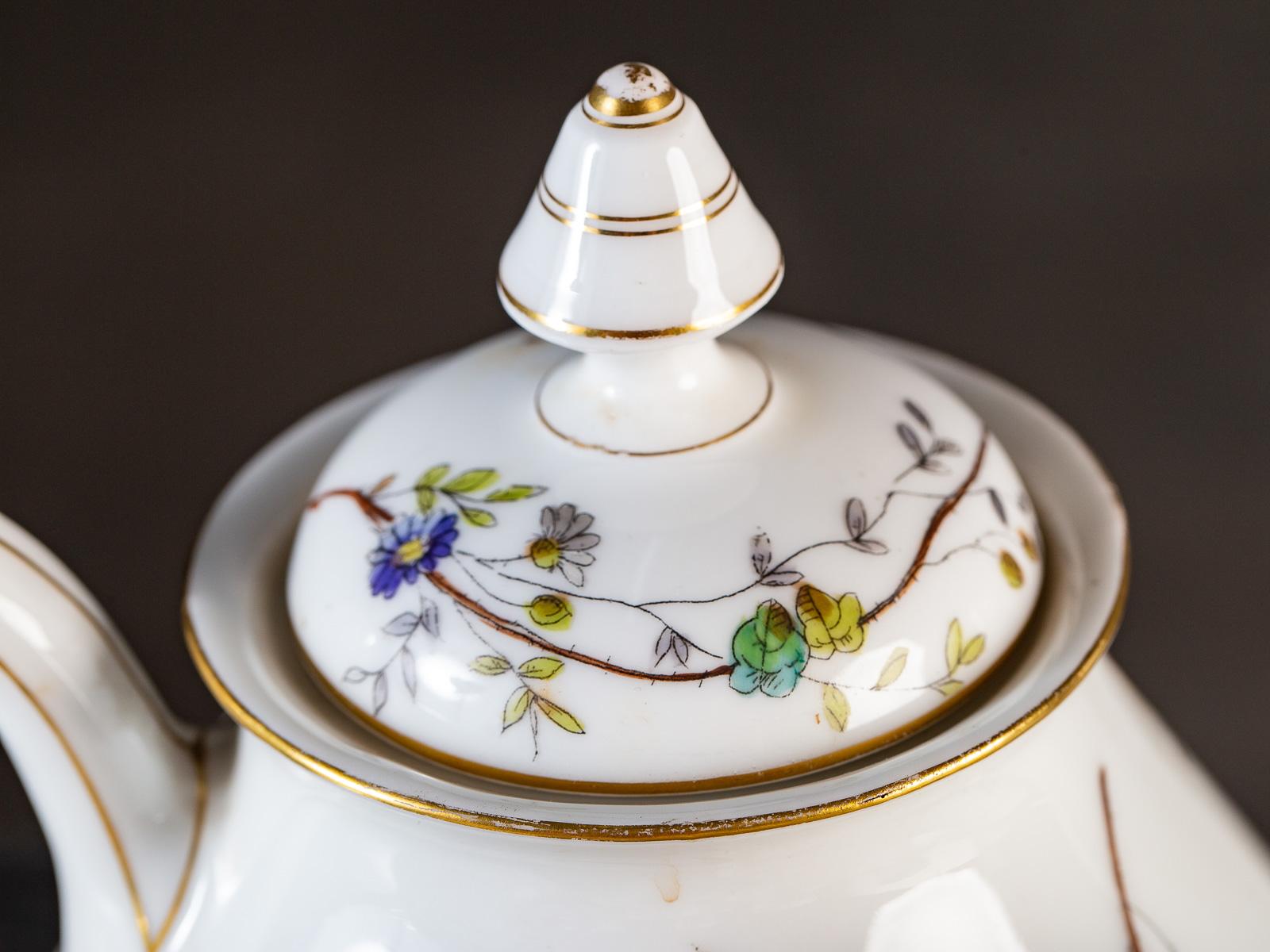 Louis Philippe Antique French Fine Porcelain Tea Set, circa 1850 In Good Condition For Sale In Houston, TX