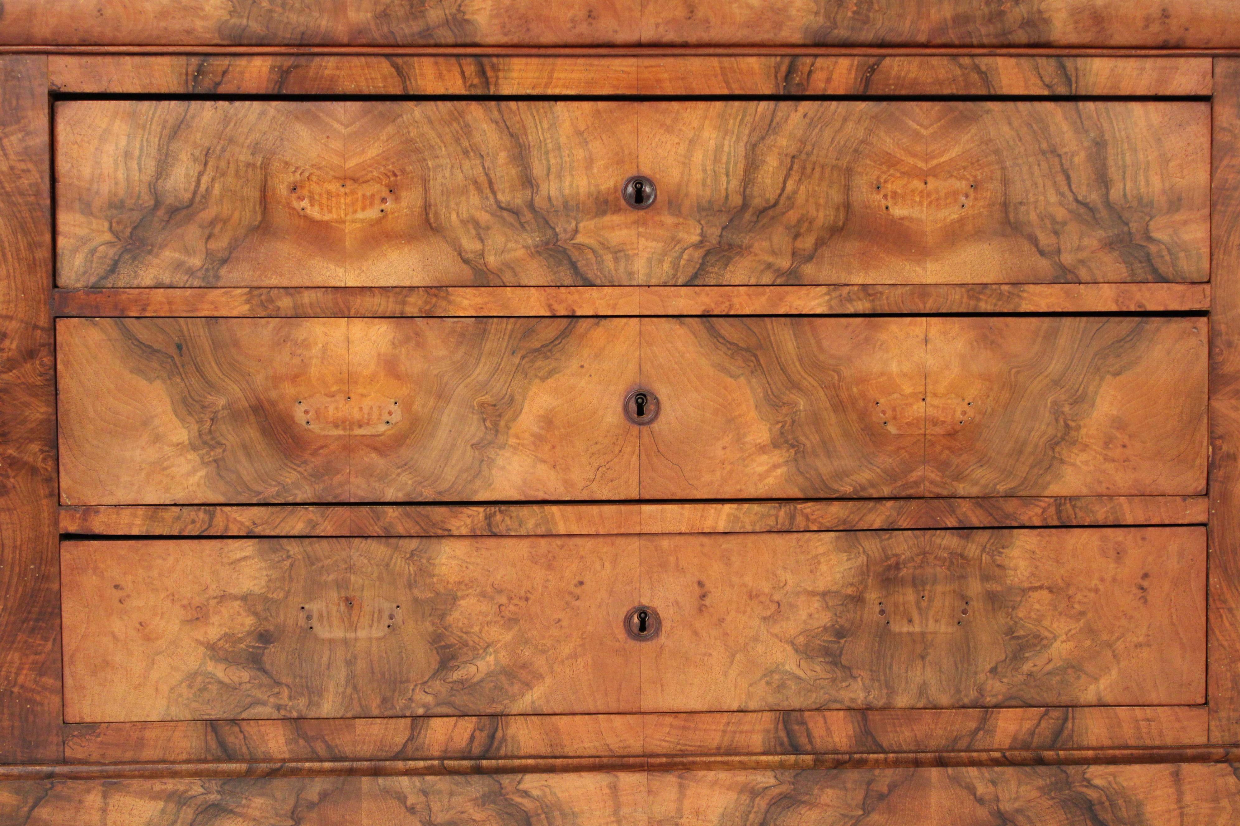 Louis Philippe Burl Walnut Chest of Drawers 1