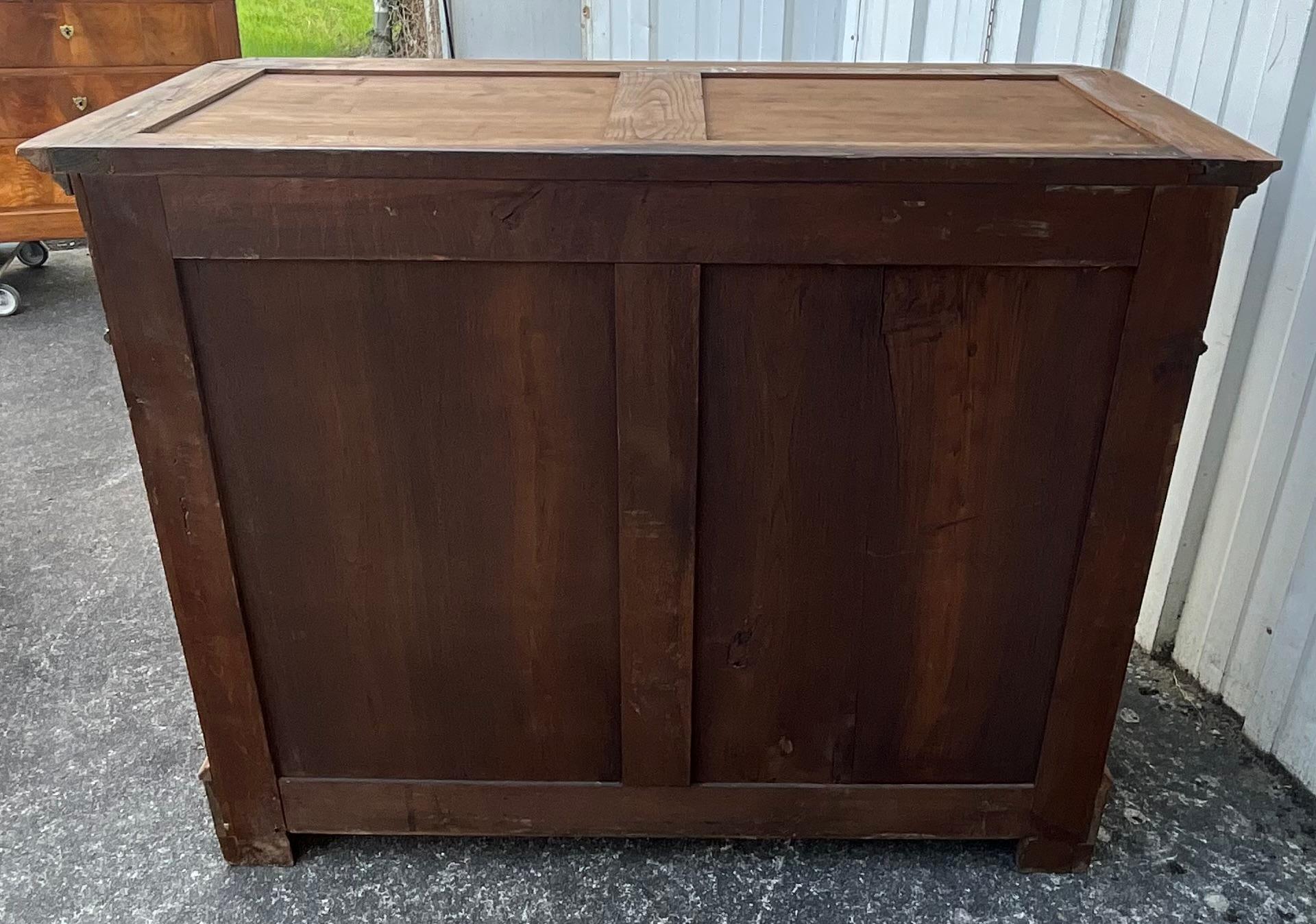 Commode in radica di noce Louis Philippe Fine 19° secolo in vendita 9