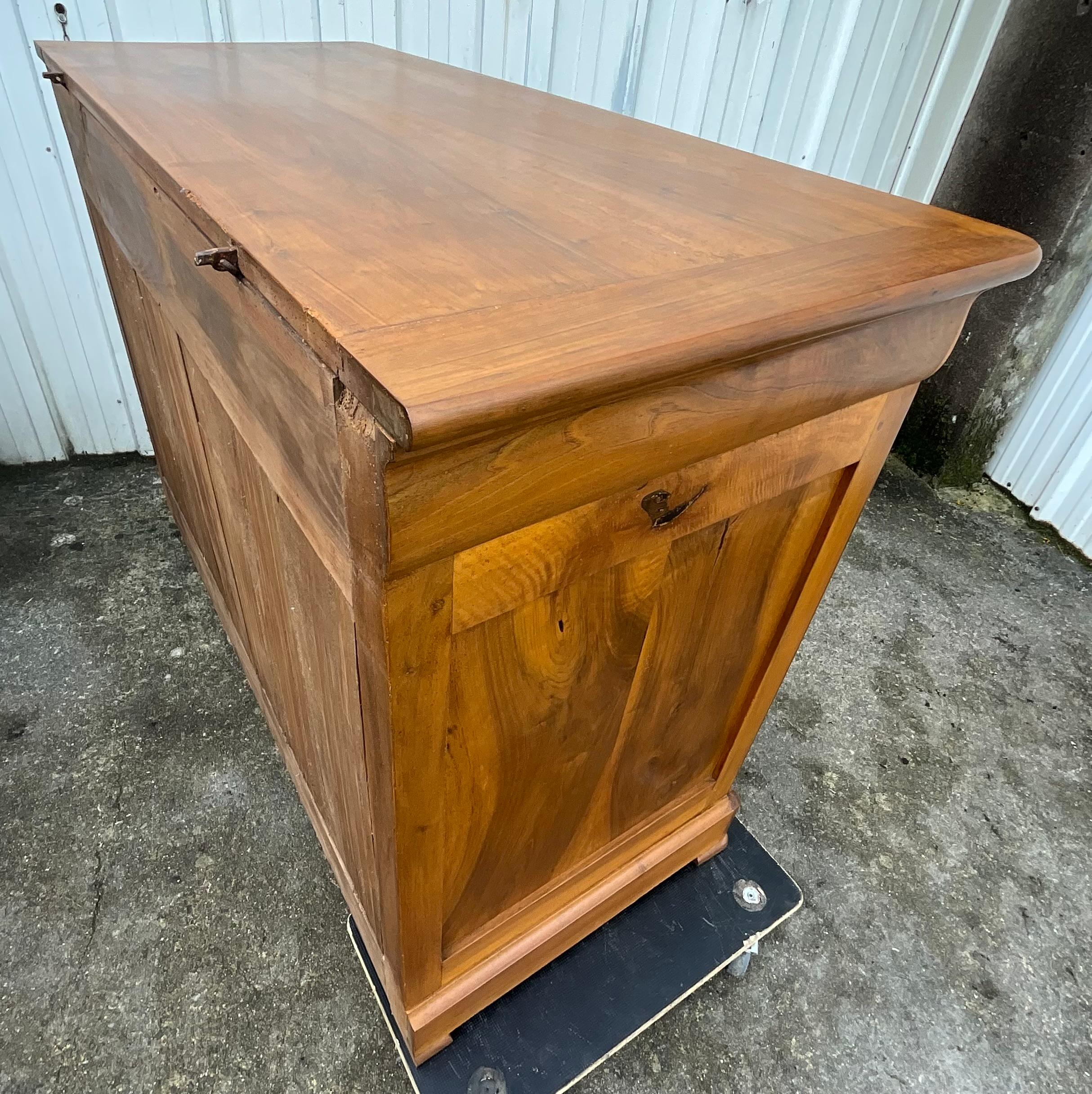 Louis Philippe Burl Walnut Sideboard And Chest, Late 19th Century 13