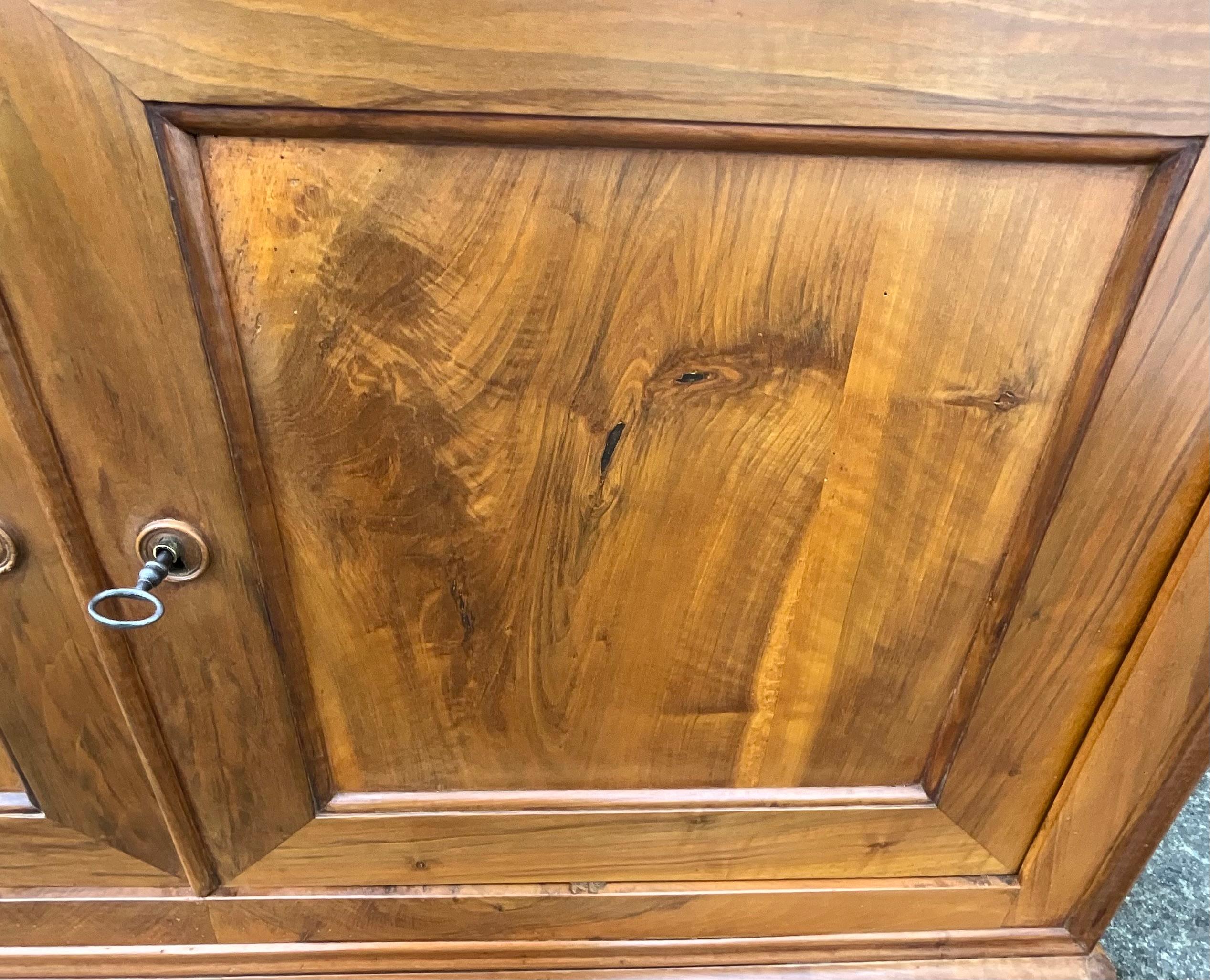 Louis Philippe Burl Walnut Sideboard And Chest, Late 19th Century 3