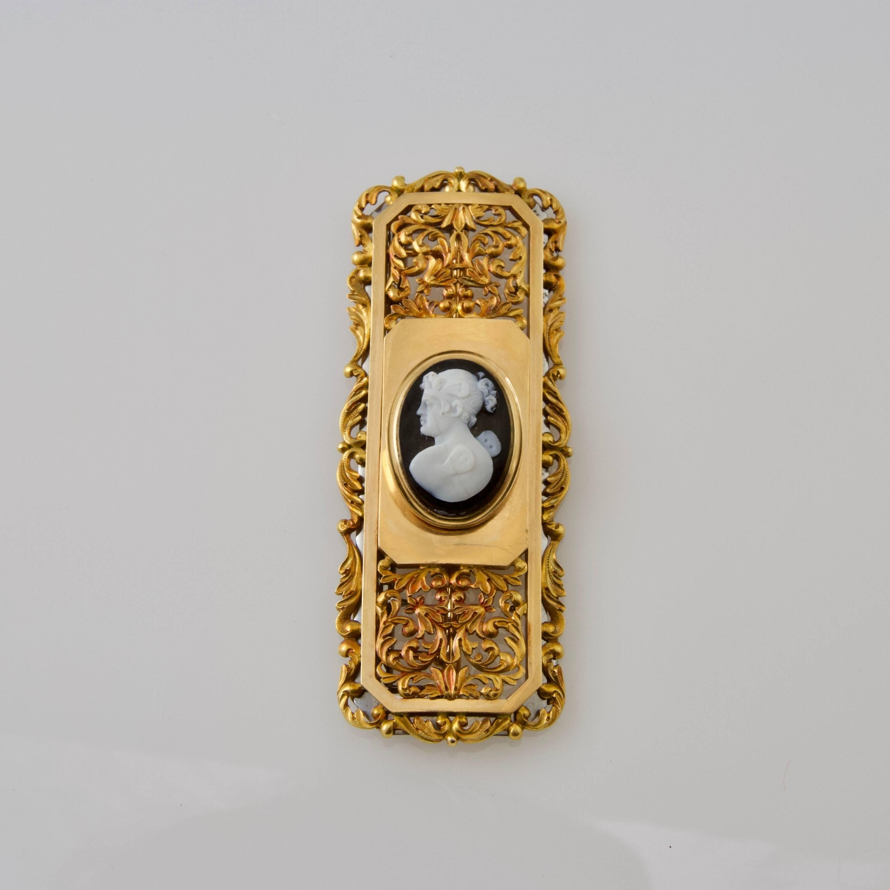 French King Louis-Philippe Era Mythology Cameo Gold Parure Original Fitted Case In Good Condition For Sale In Paris, FR