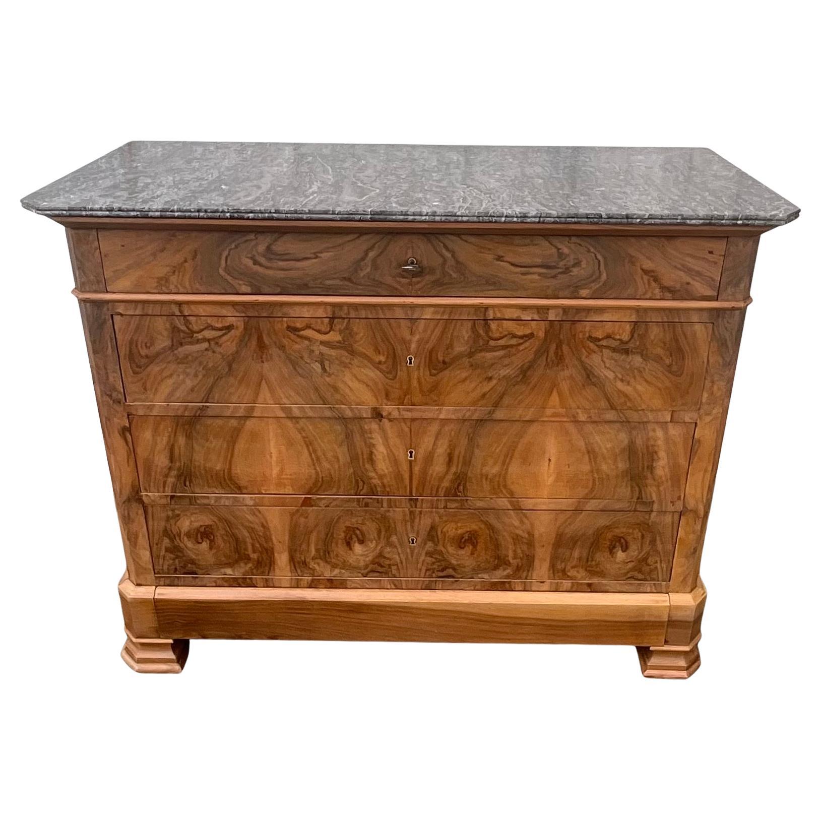 Louis-philippe Chest Of Drawers In Burl Walnut, Late 19th Century