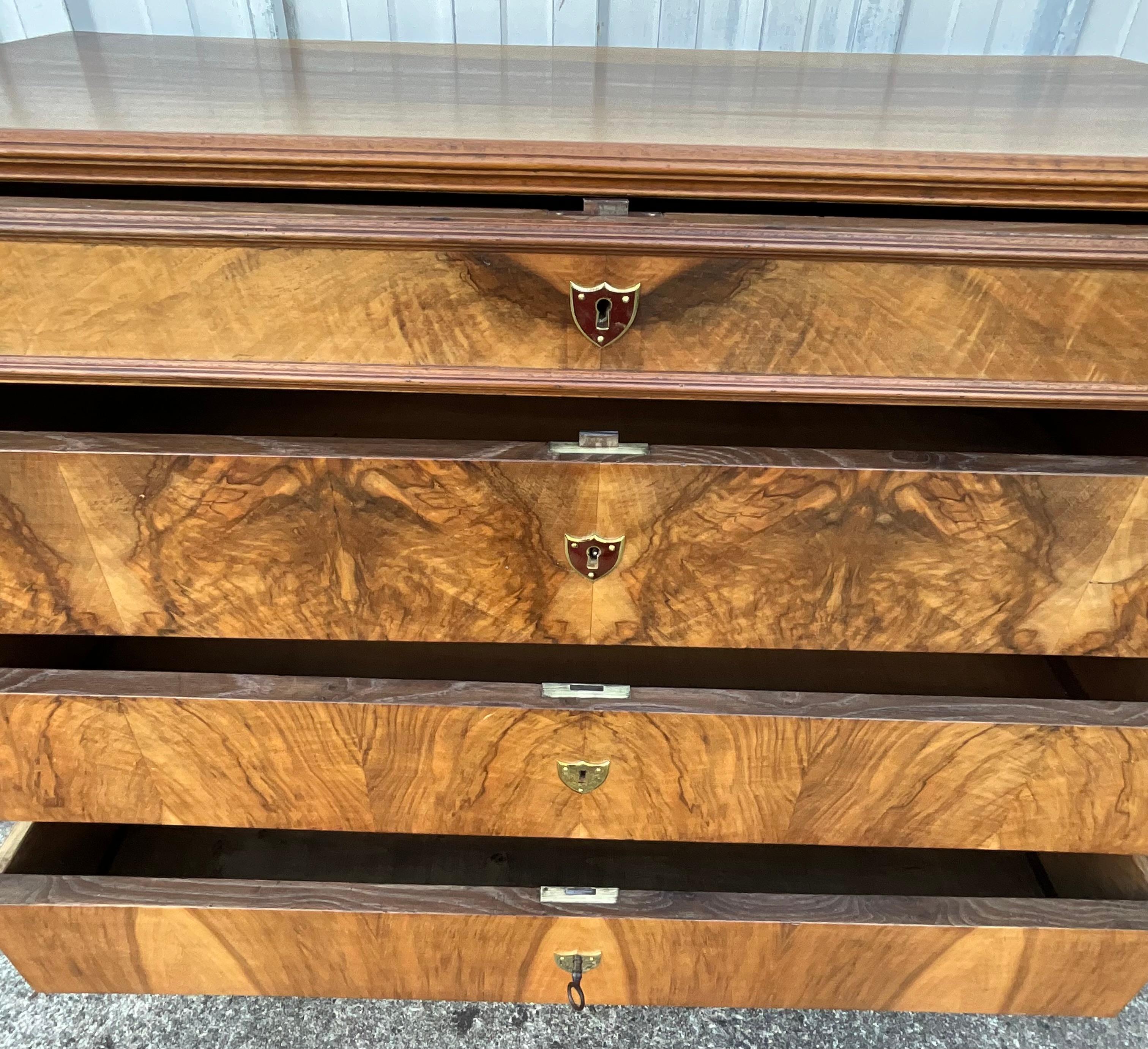 Louis Philippe Chest Of Drawers, Late 19th Century, Burl Walnut 11