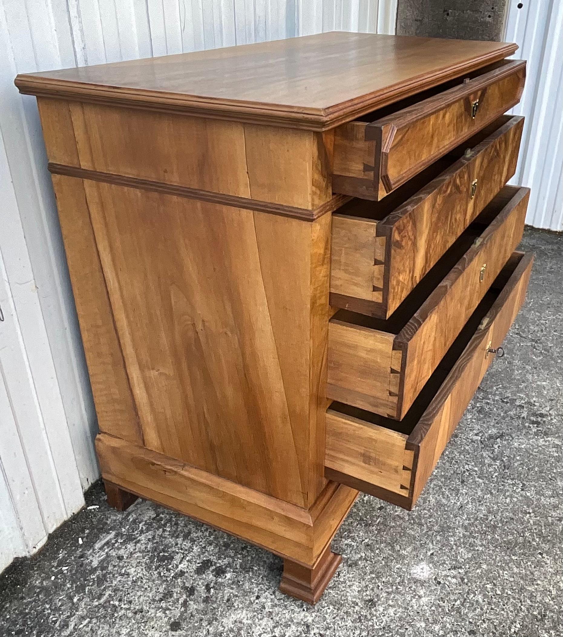 Louis Philippe Chest Of Drawers, Late 19th Century, Burl Walnut 12