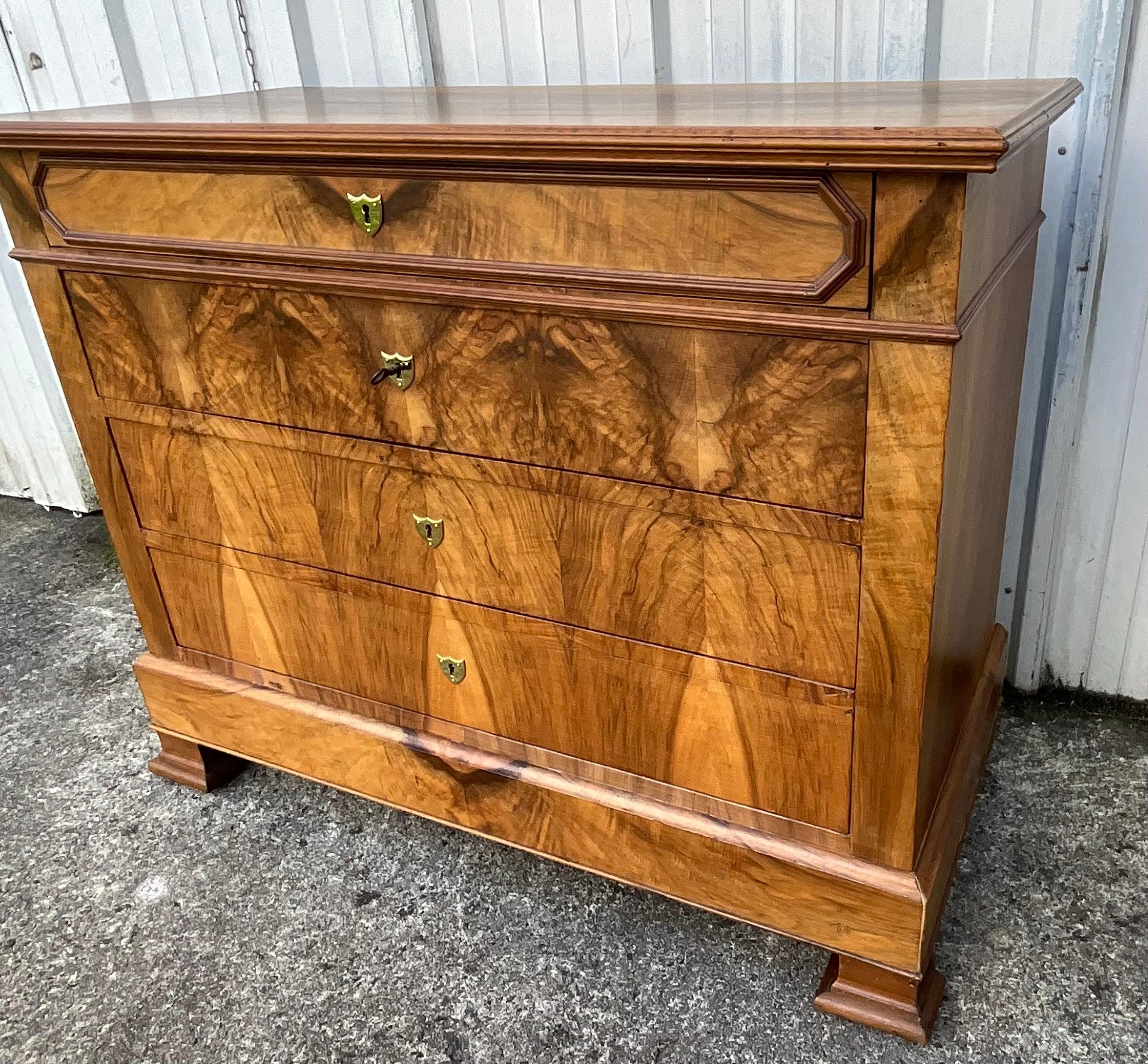 Louis Philippe Chest Of Drawers, Late 19th Century, Burl Walnut 5