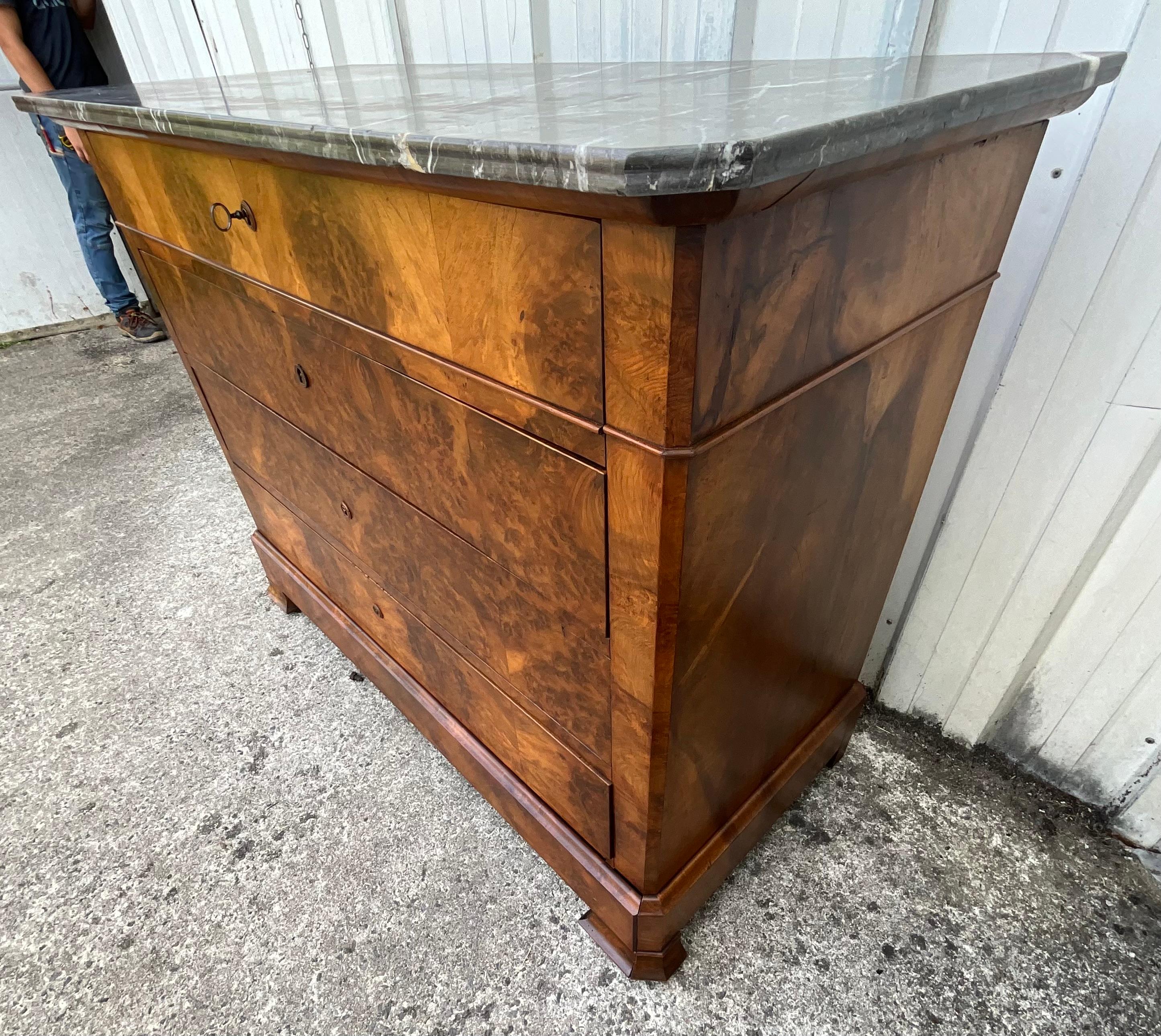 Louis Philippe Chest Of Drawers, Late 19th Century, In Burl Walnut 6