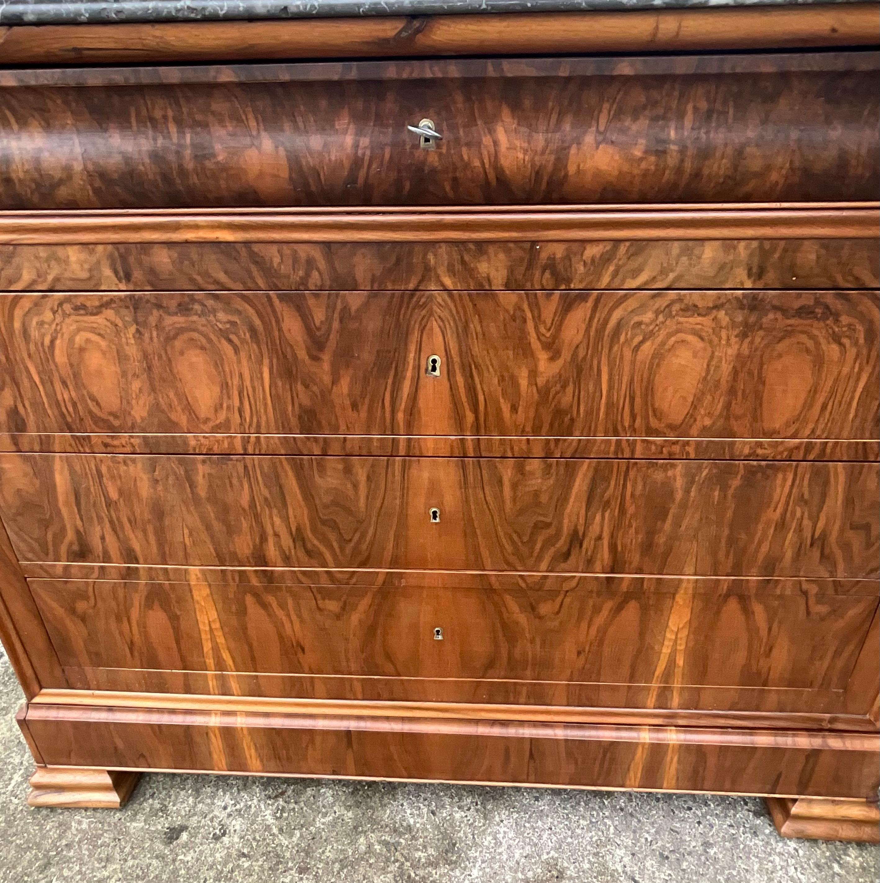 Louis Philippe Chest Of Drawers, Mid 19th Century, Burl Walnut 7