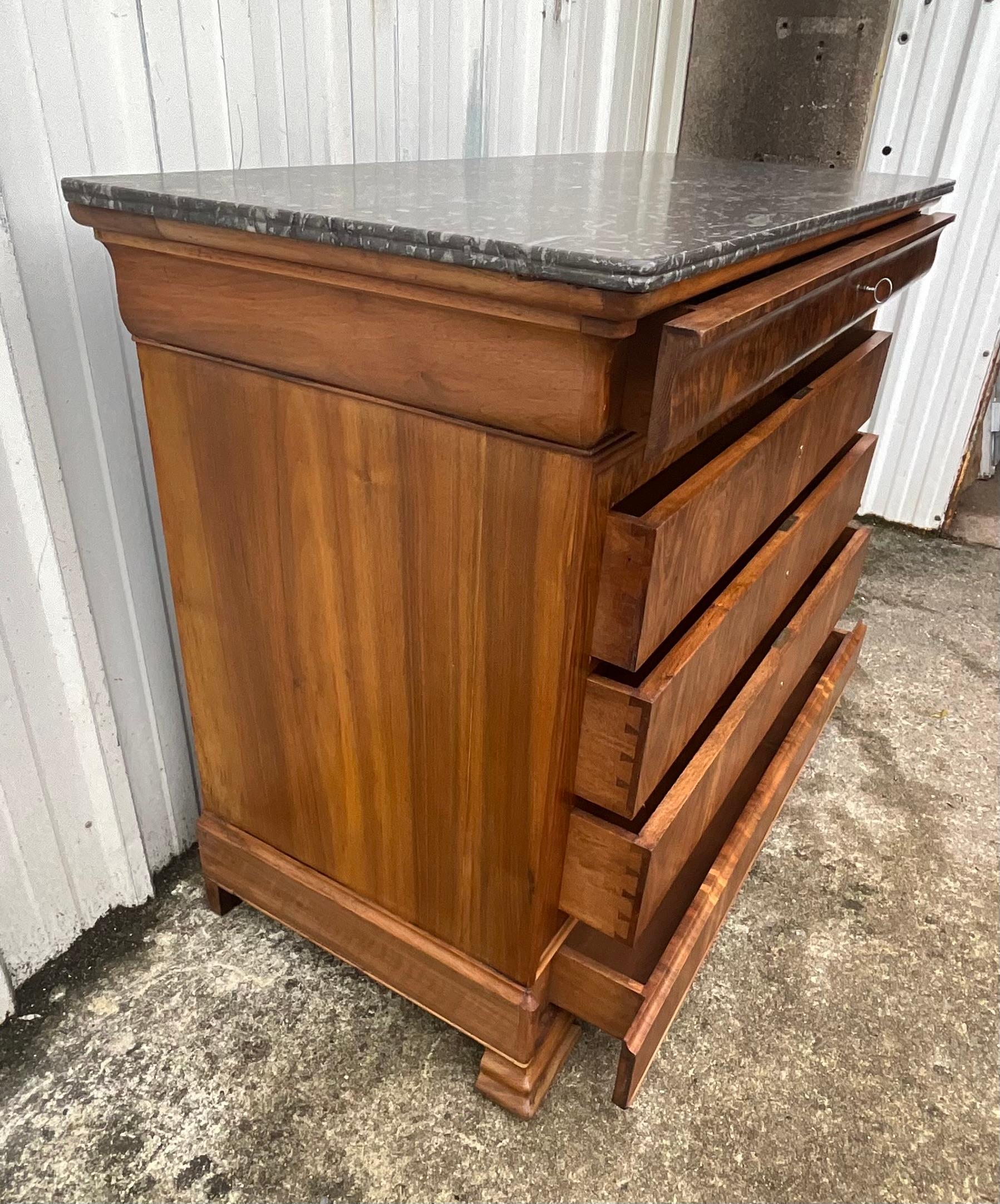 Louis Philippe Chest Of Drawers, Mid 19th Century, Burl Walnut 12