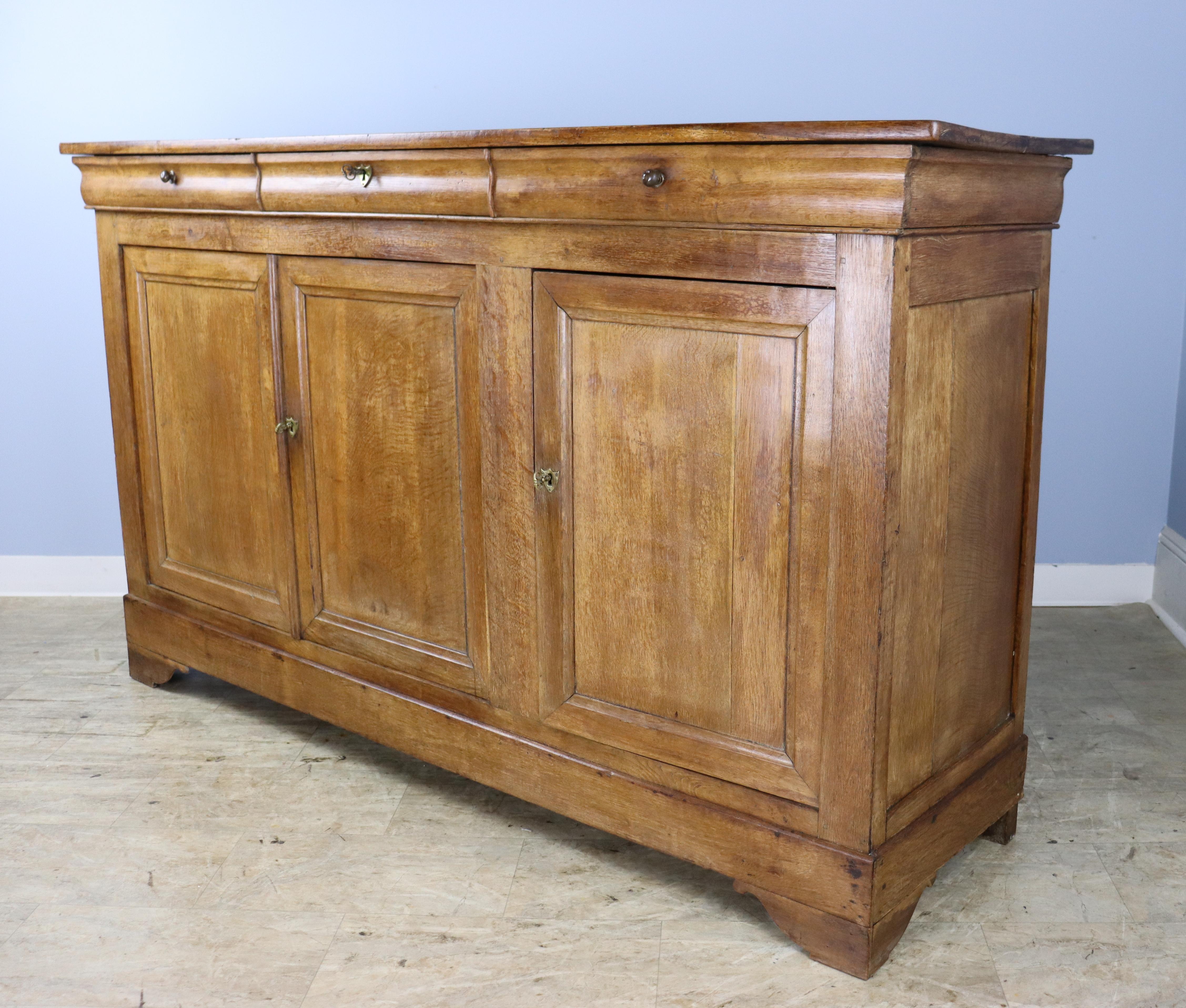 Louis Philippe Chestnut Enfilade In Good Condition For Sale In Port Chester, NY