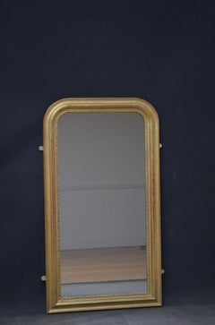 Miroir de pilier en bois doré au design Louis Philippe