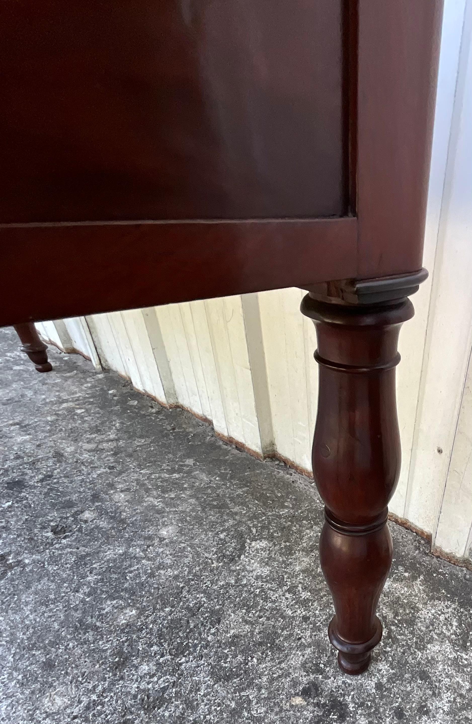 Louis-philippe Flat Desk In Flamed Mahogany, Mid-19th Century For Sale 6