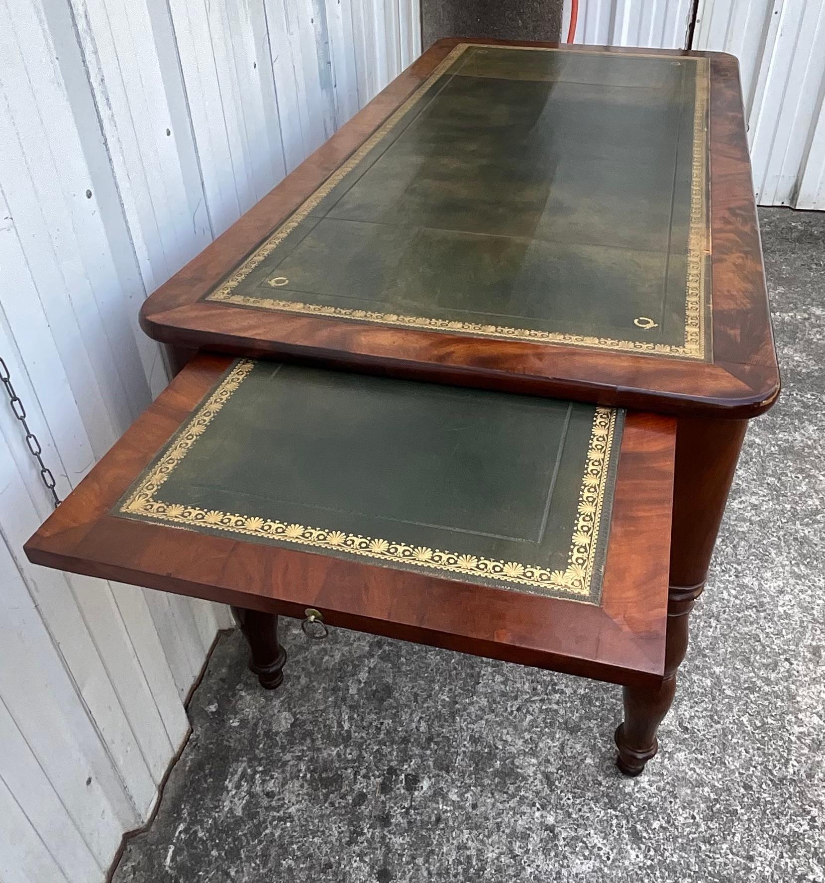 French Louis-philippe Flat Desk In Flamed Mahogany, Mid-19th Century For Sale