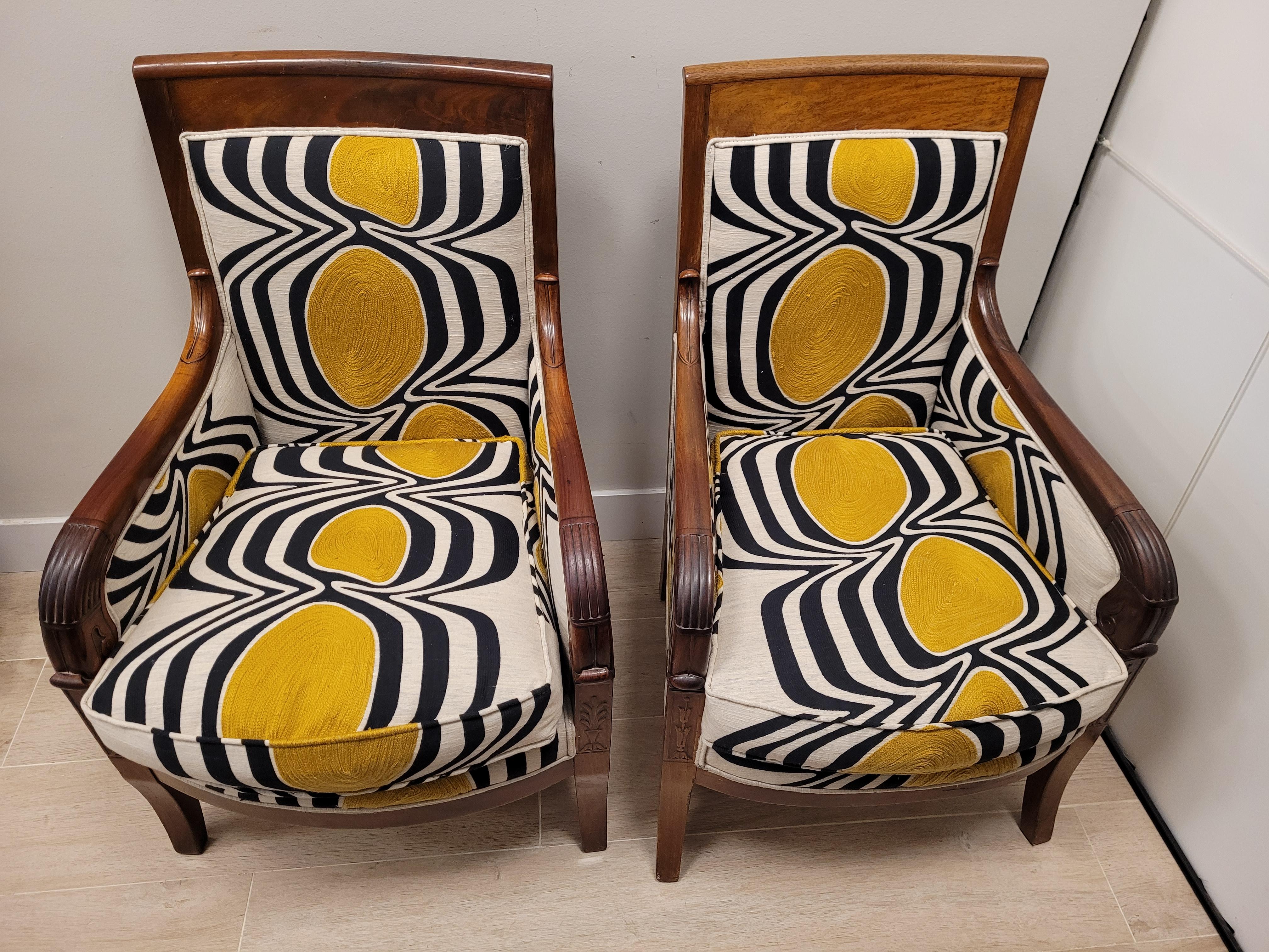 Louis Philippe French Pair of Armchairs, Wood and New Fabric In Good Condition In Valladolid, ES